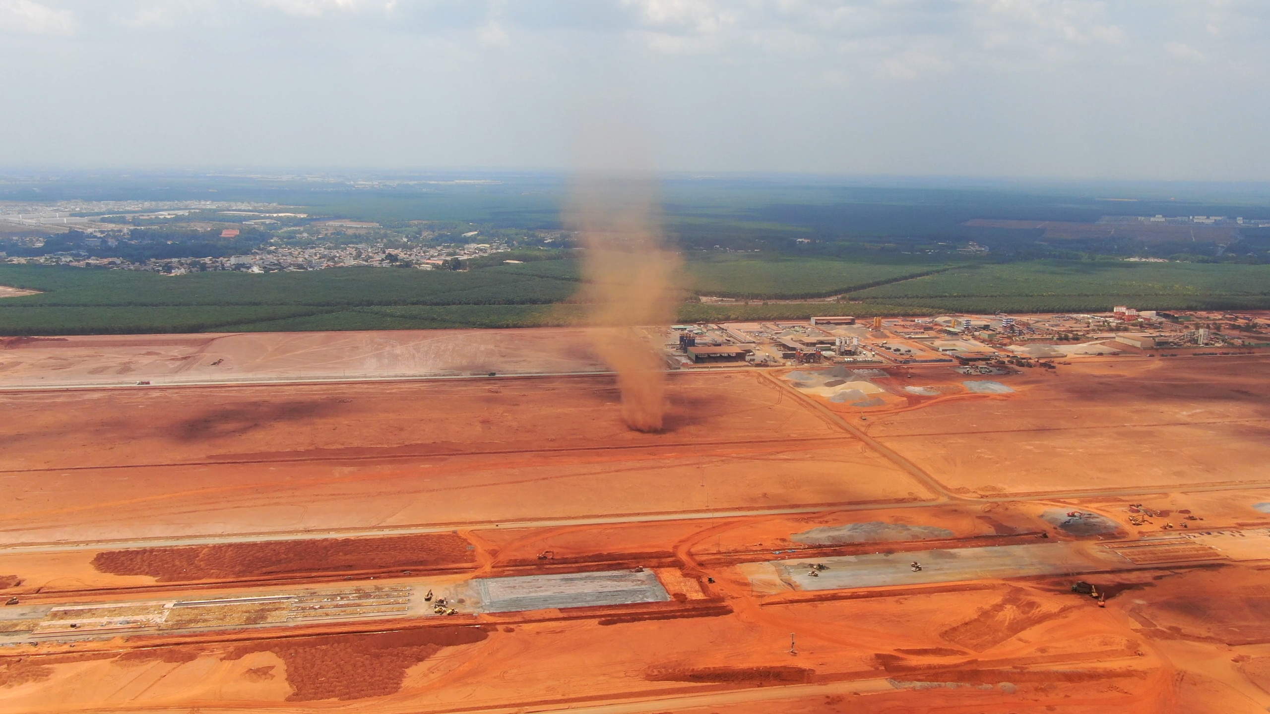 san bay long thanh anh 4