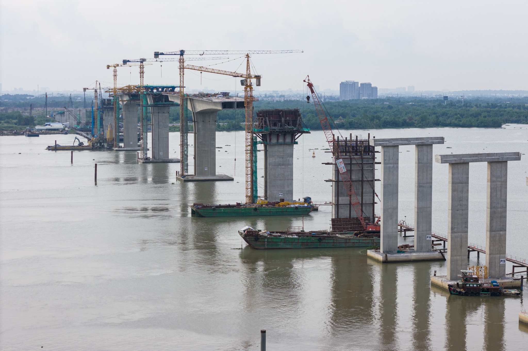 Hien trang cau lon nhat Vanh Dai 3 TP.HCM du kien vuot tien do 4 thang hinh anh