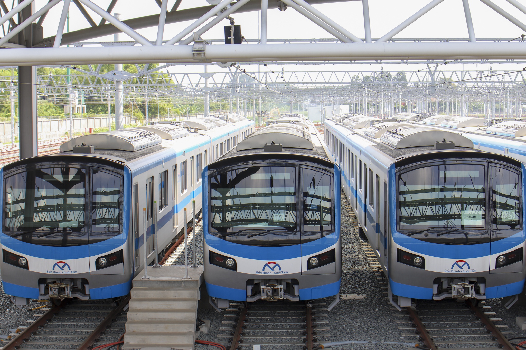 Metro so 1 chinh thuc van hanh thu tu hom nay hinh anh
