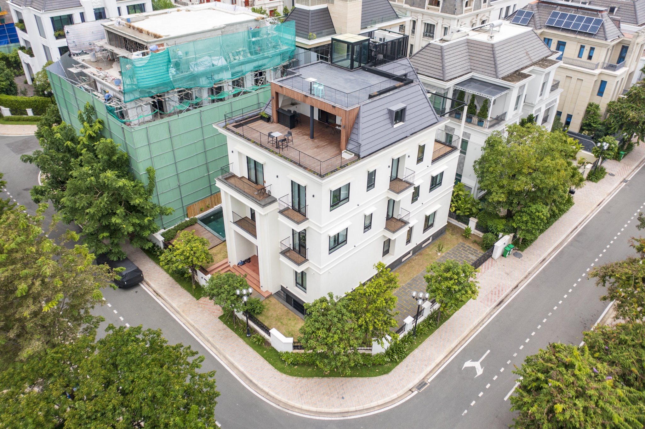 khu biet thu tram ty anh 15