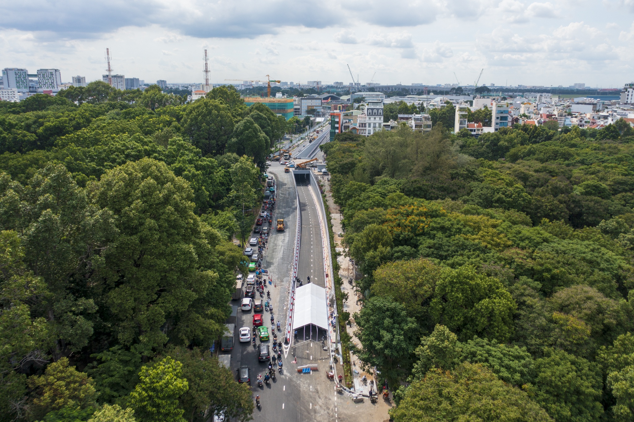 ham chui tan son nhat anh 2