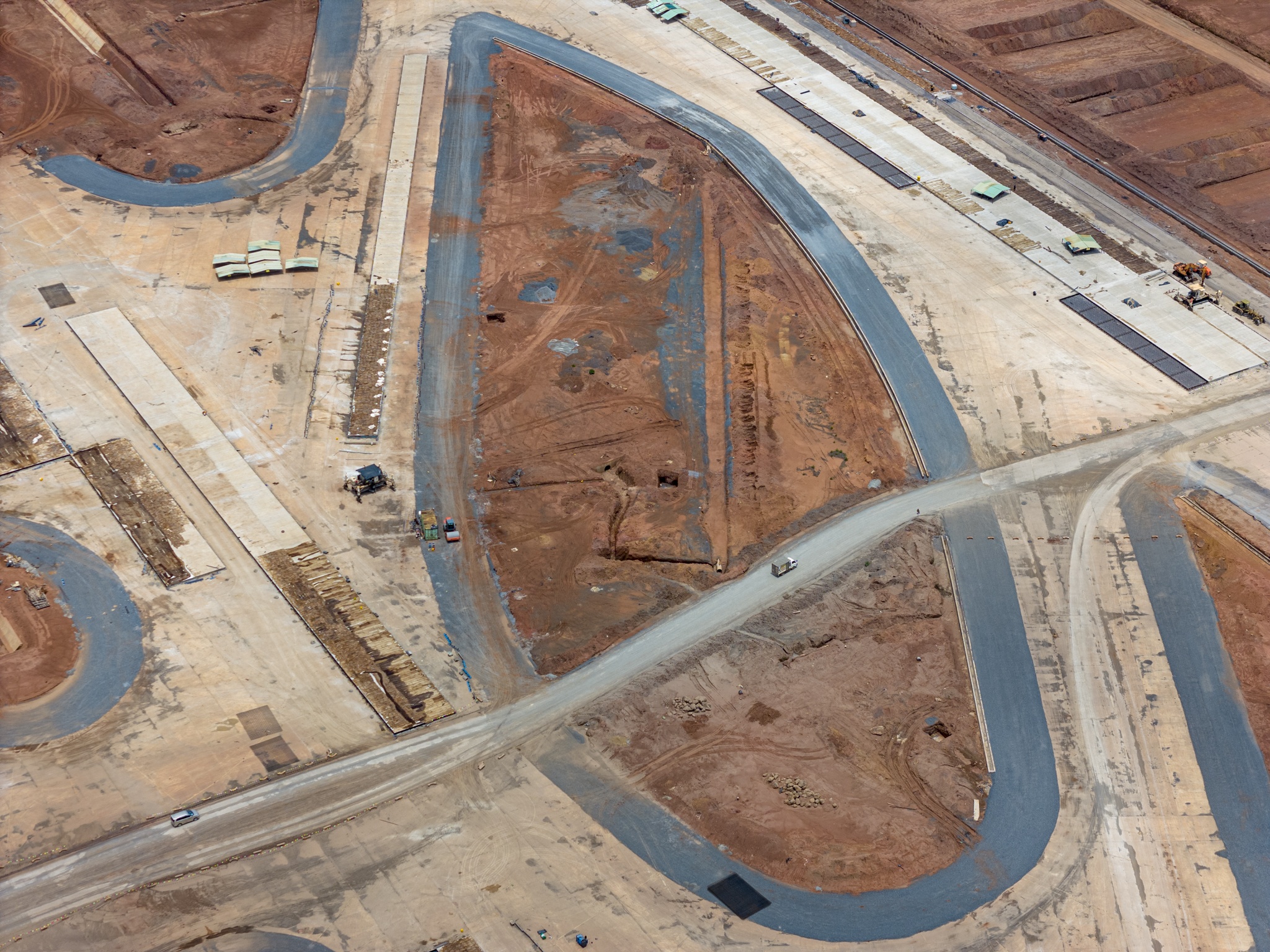 san bay long thanh anh 9