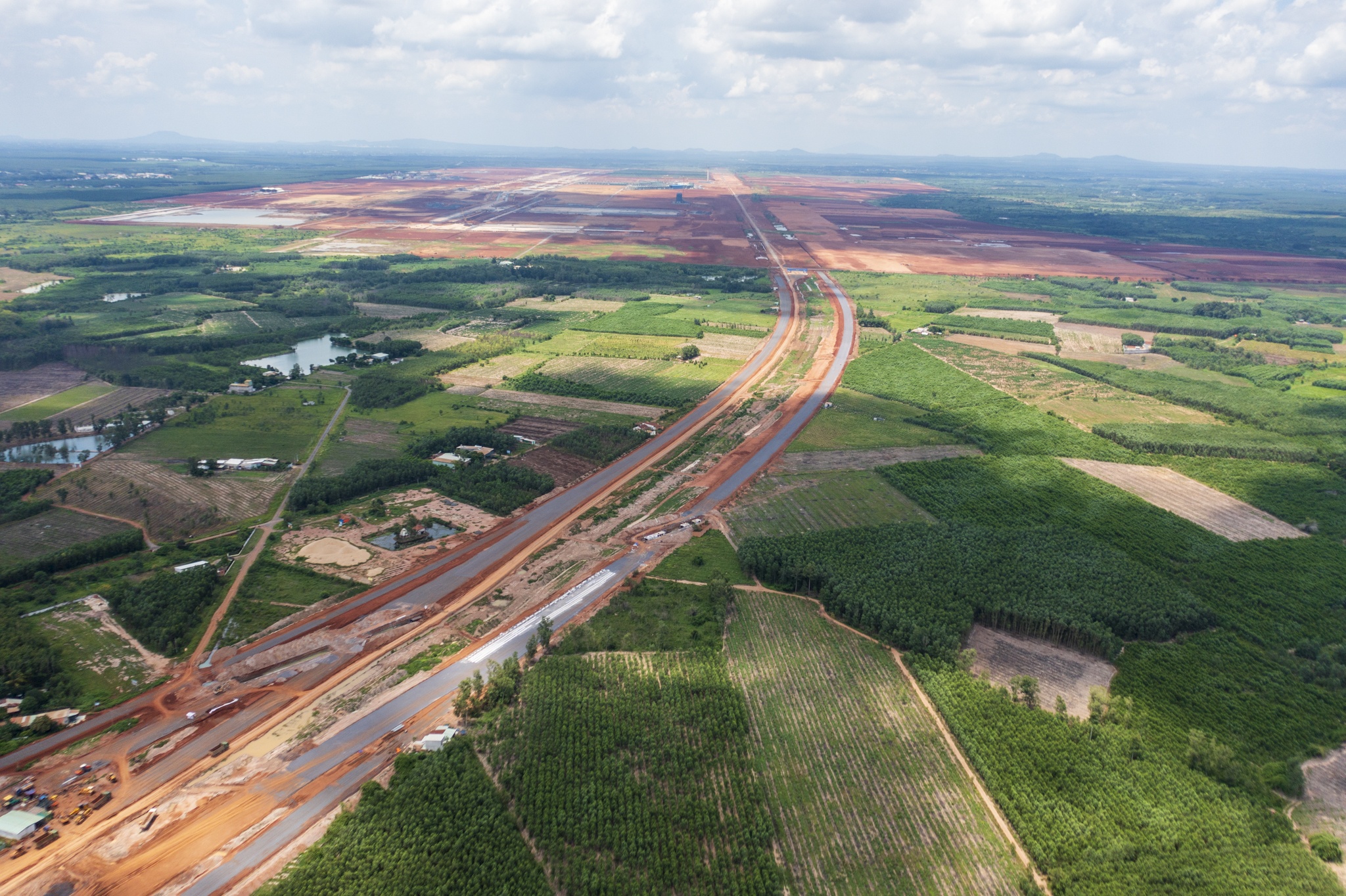 hai tuyen duong long thanh anh 8