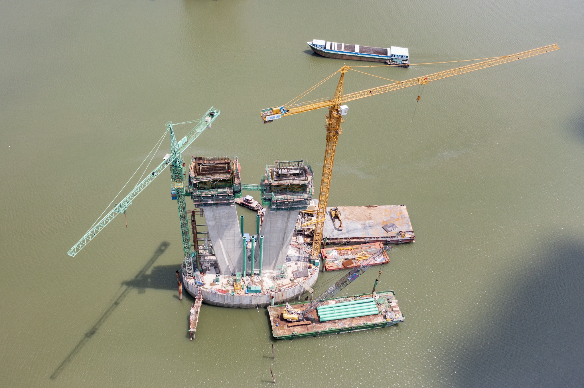 cang lon nhat dong nai anh 11