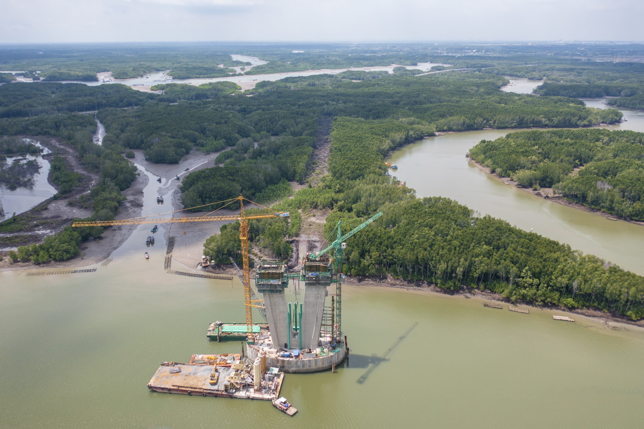 cang lon nhat dong nai anh 12