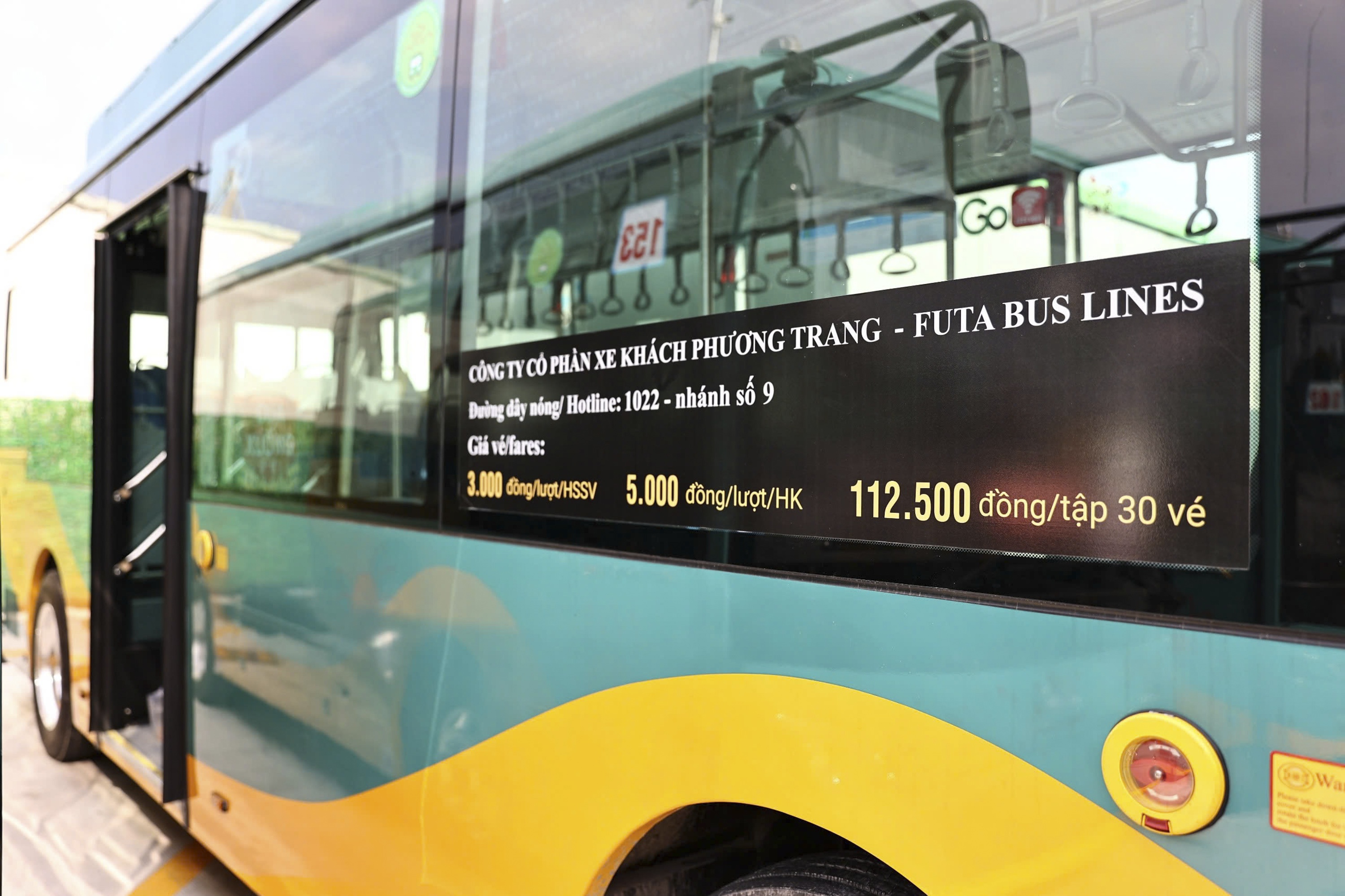 xe buyt dien metro anh 5