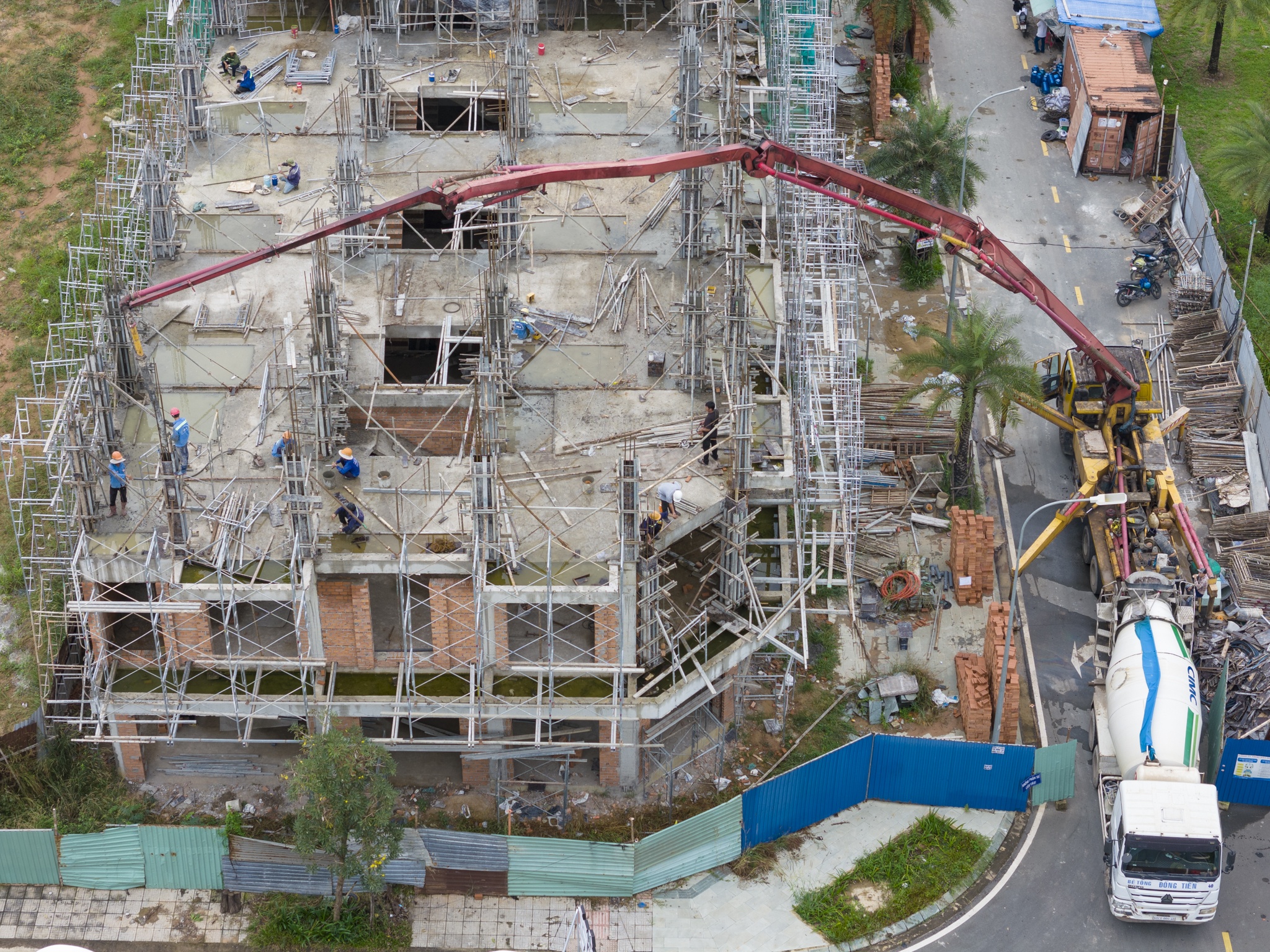 Cac du an do thi canh san bay Long Thanh ram ro thi cong tro lai hinh anh