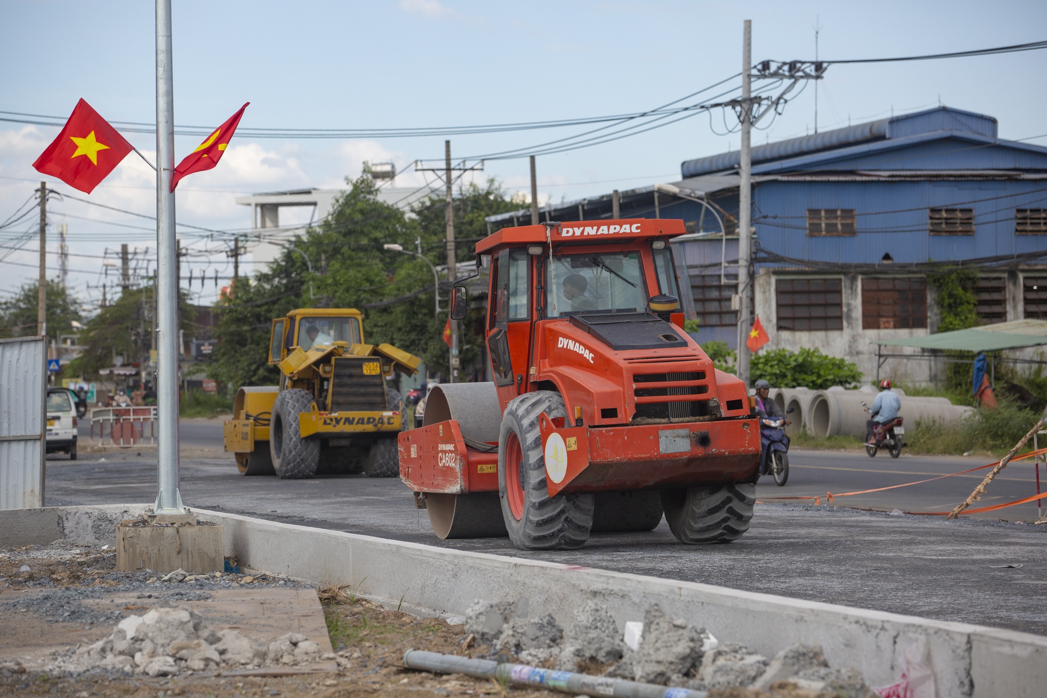 song hanh quoc lo 50 anh 6