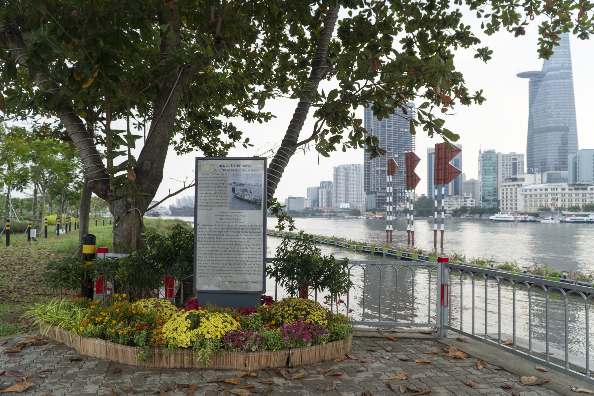 khoi cong cau di bo anh 13