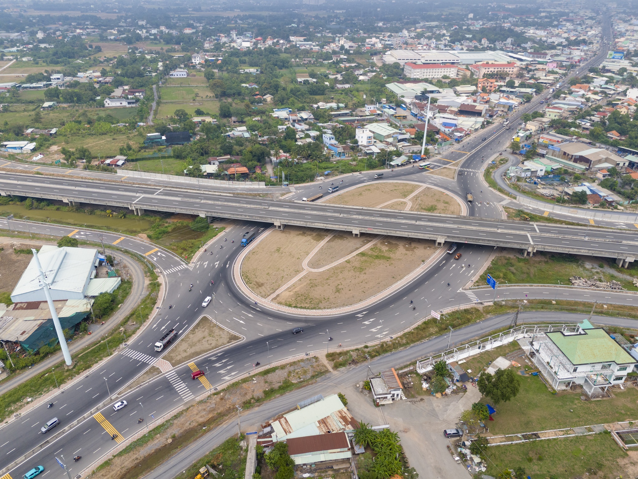 hai quoc lo cua ngo anh 9