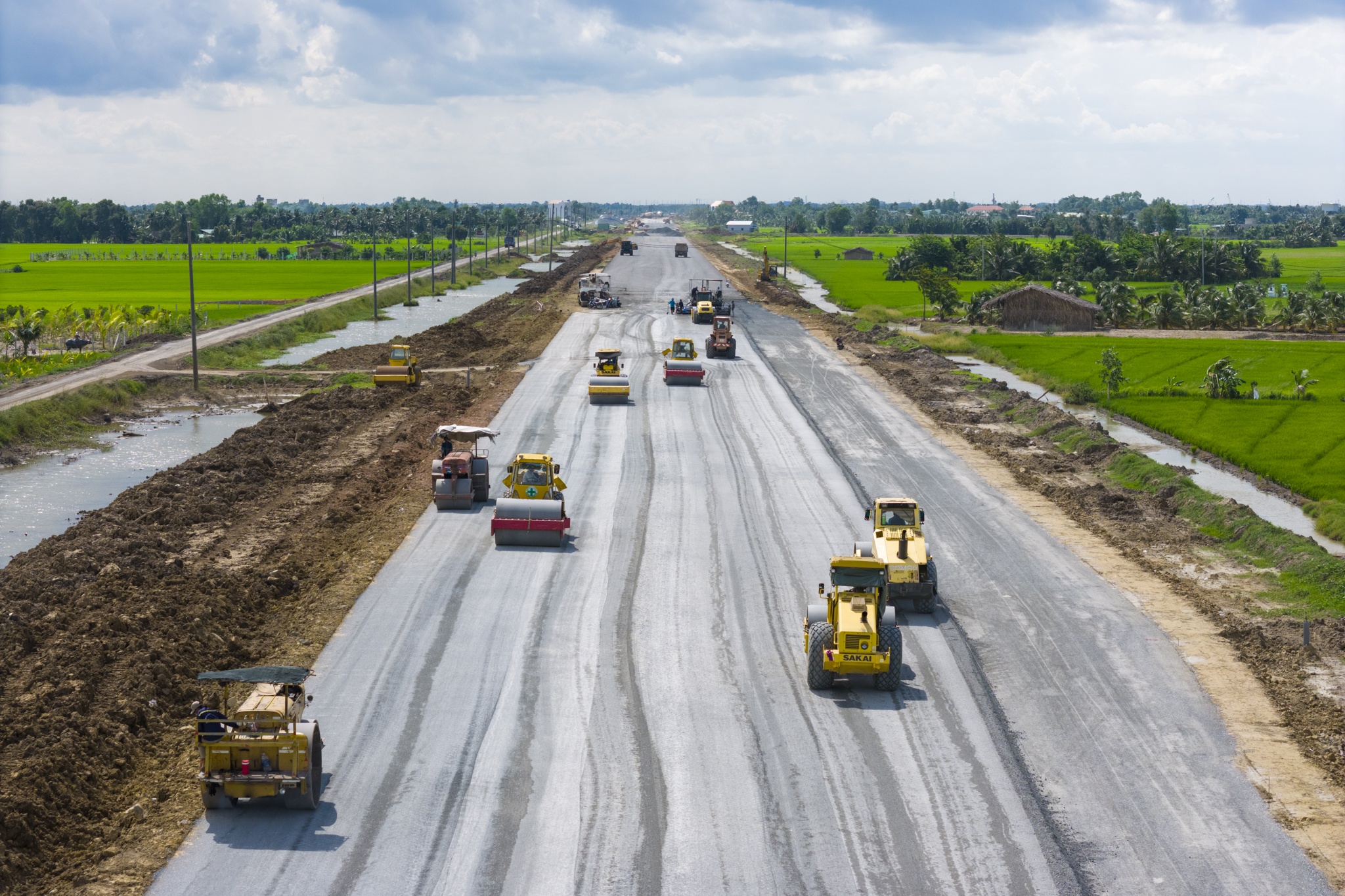 Vanh dai 3 TP.HCM qua Tay Ninh bang bang ve dich hinh anh