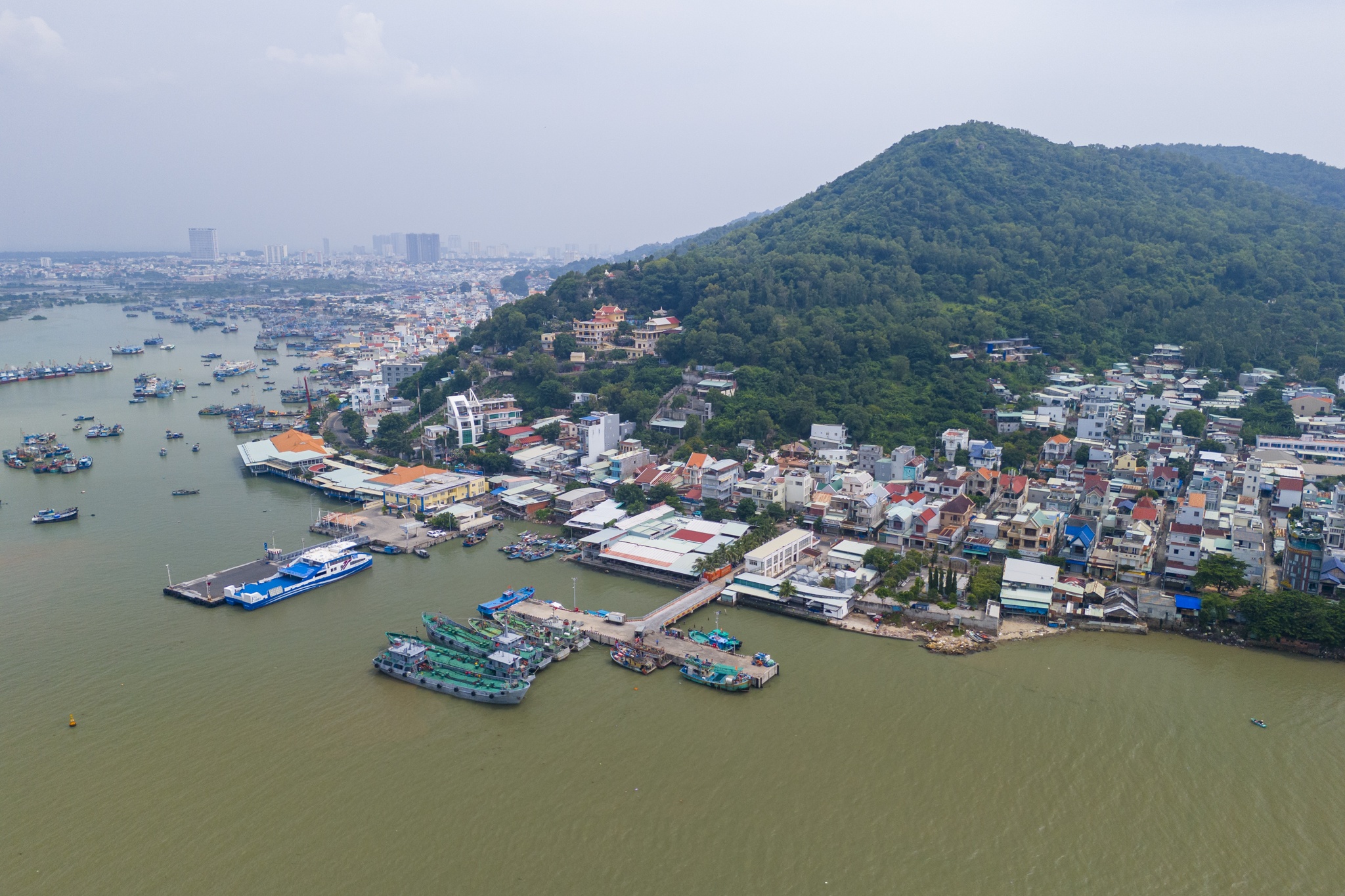 Vi tri cau vuot bien dai 17km noi Can Gio - Vung Tau hinh anh