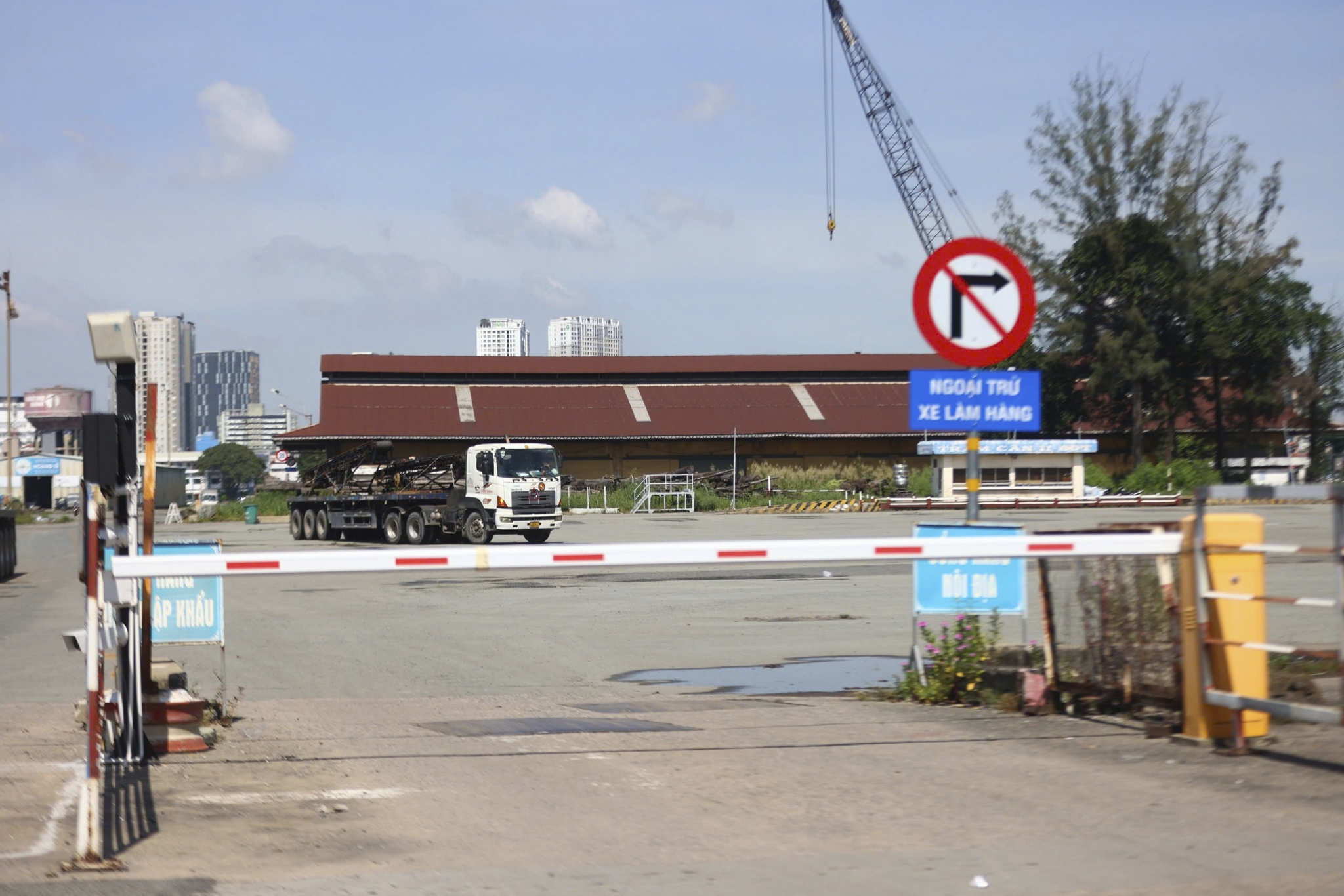 cong vien ben nha rong anh 9