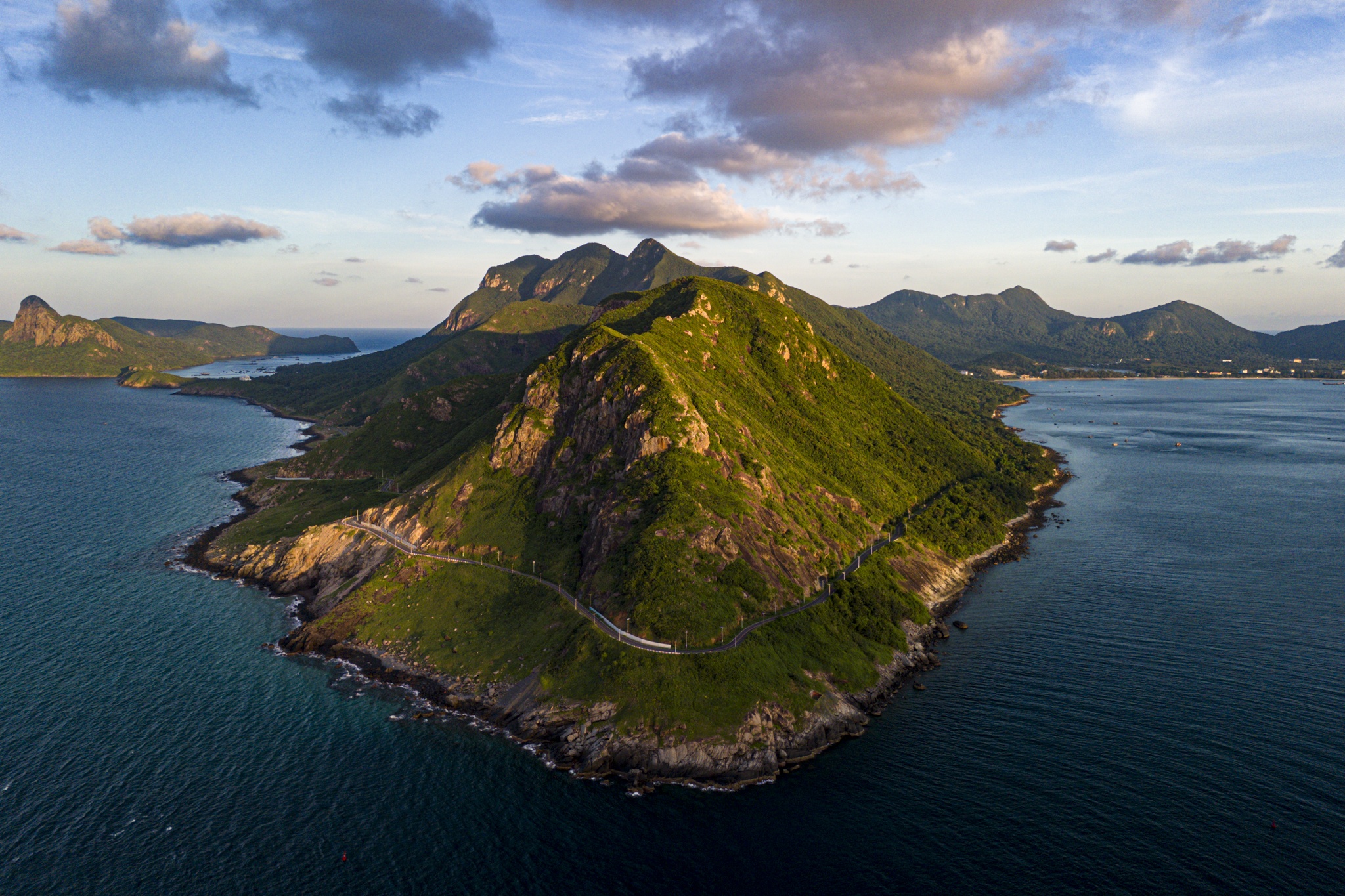 binh minh tai con dao anh 8