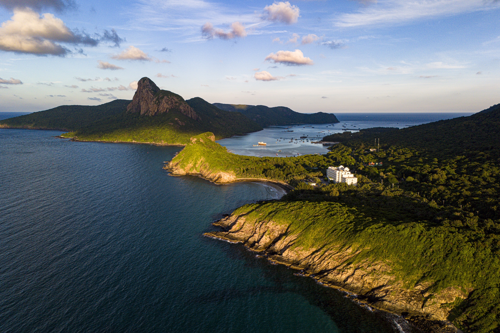 binh minh tai con dao anh 12