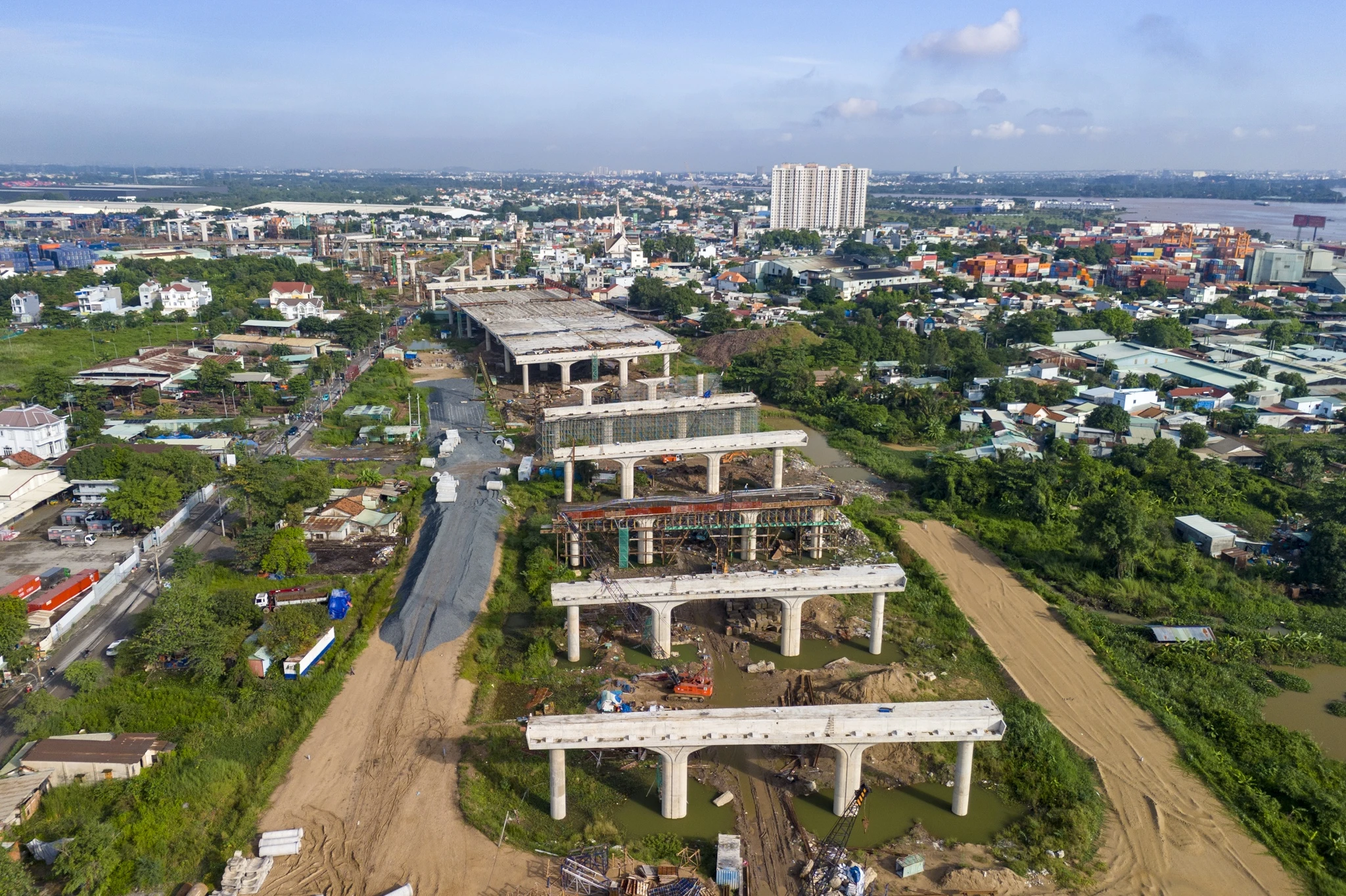 vanh dai 3 tren cao anh 13