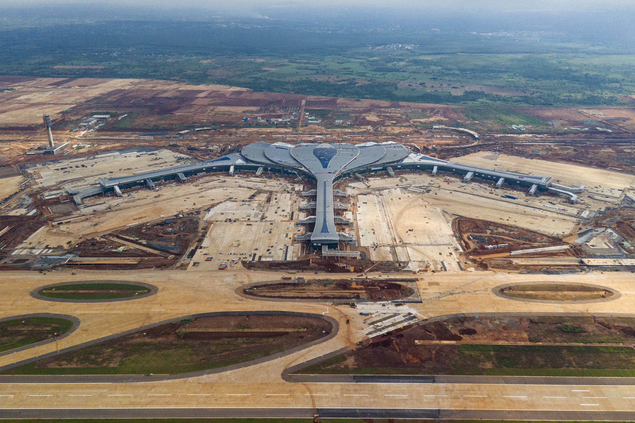 Hien trang san bay Long Thanh truoc ngay khanh thanh hinh anh