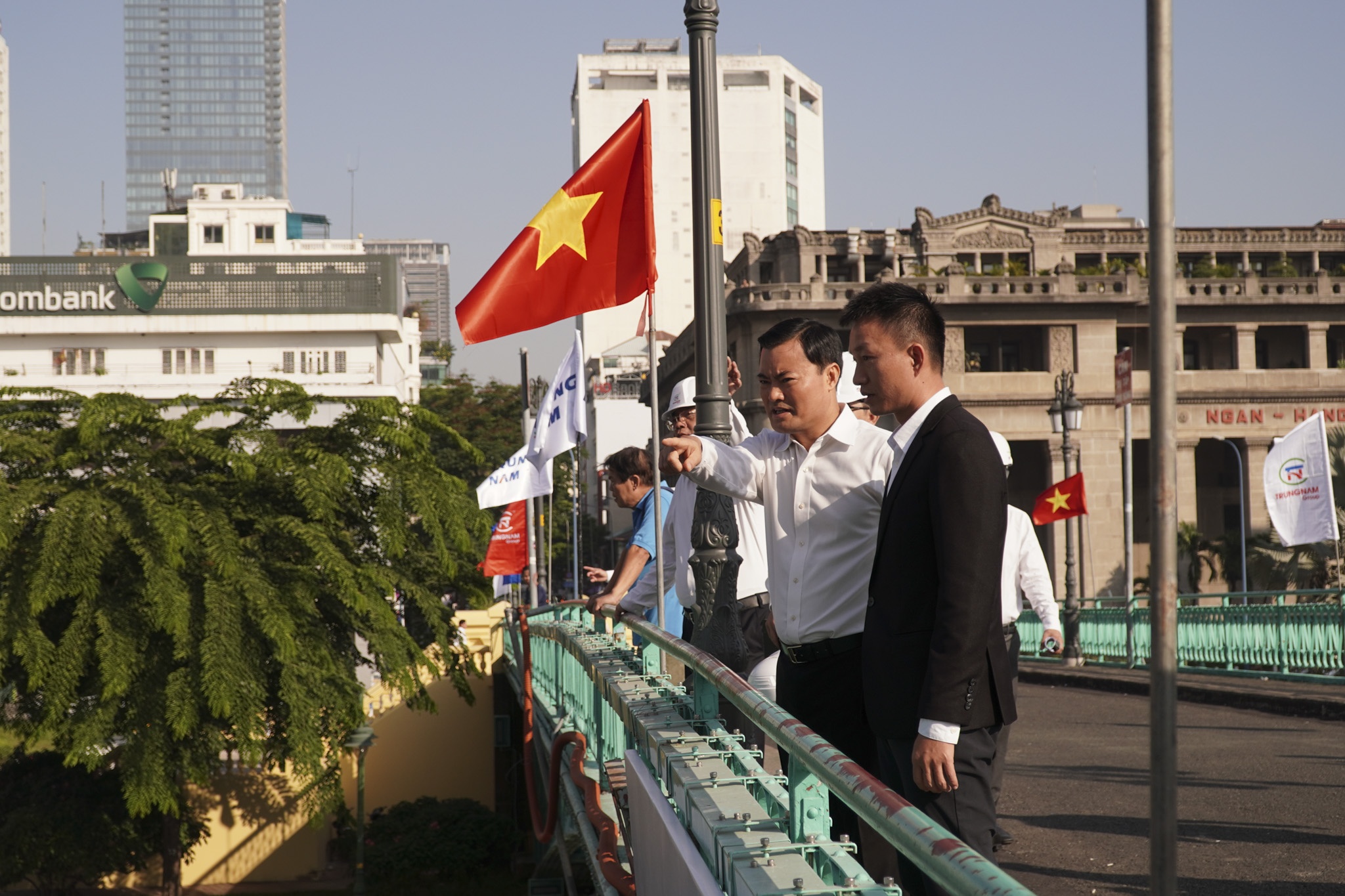 chong ngap 10.000 ty anh 9