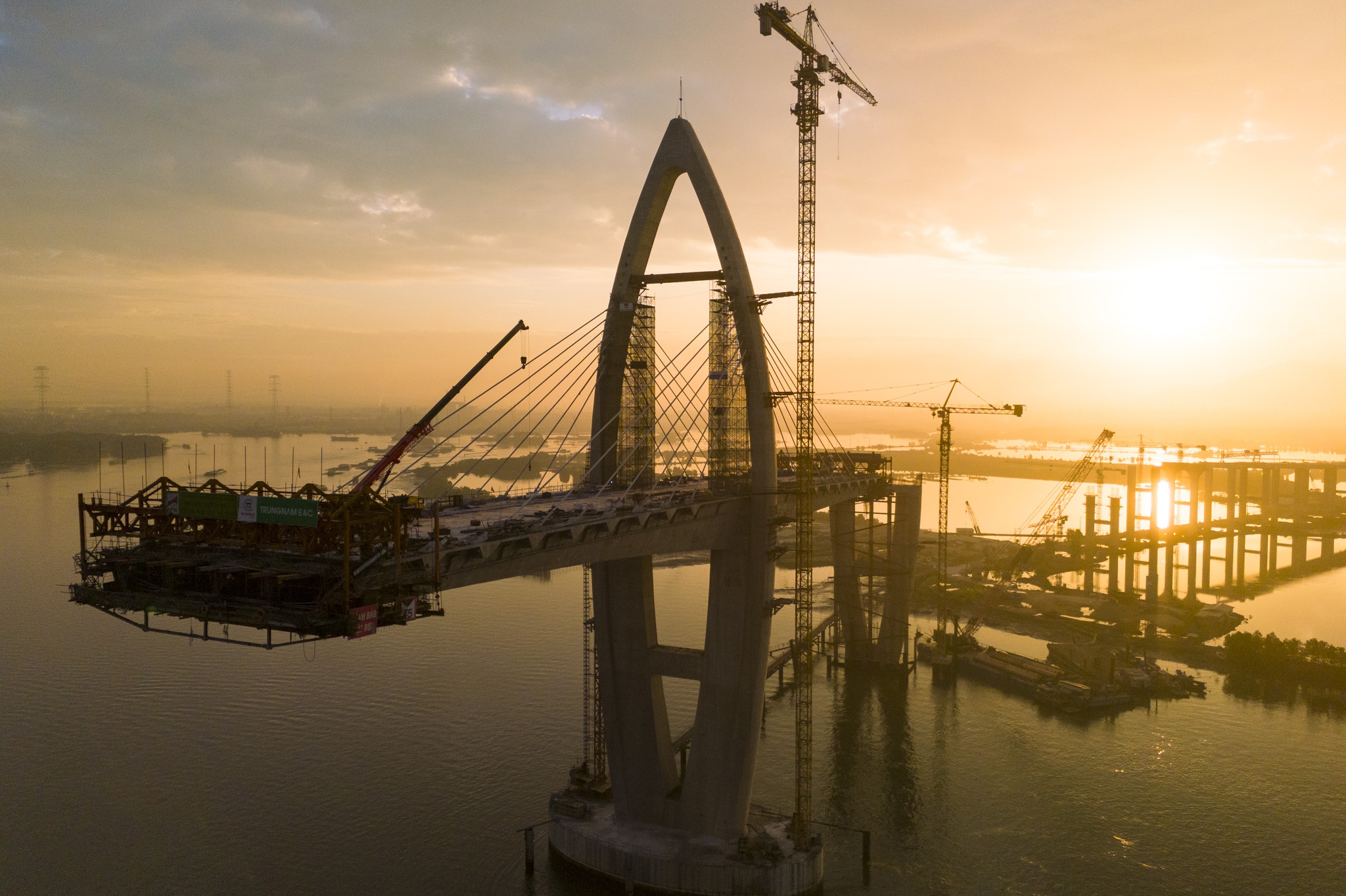 Cau gan 4.900 ty noi TP.HCM va Dong Nai vuot tien do hinh anh