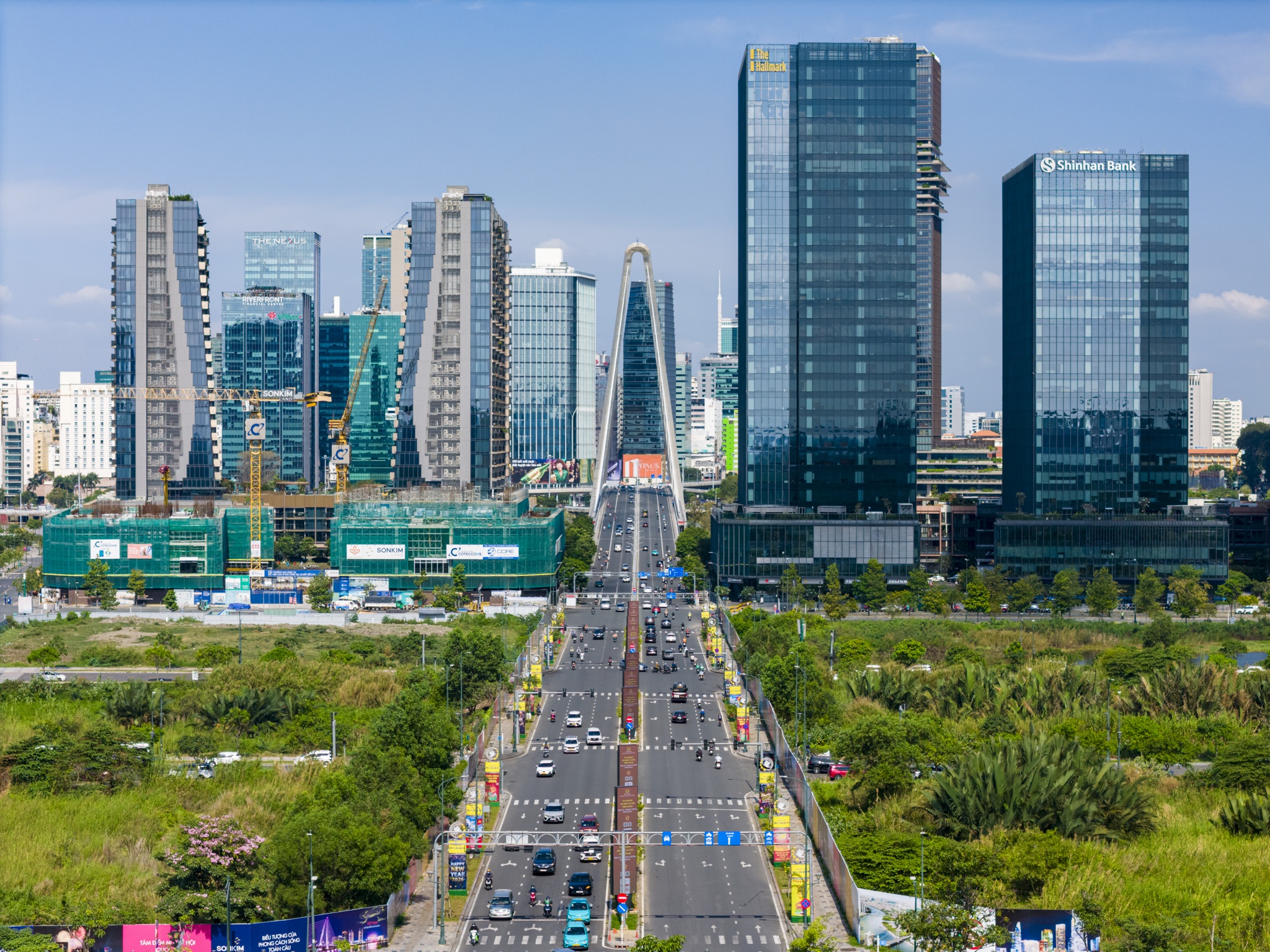 trung tam hanh chinh anh 5