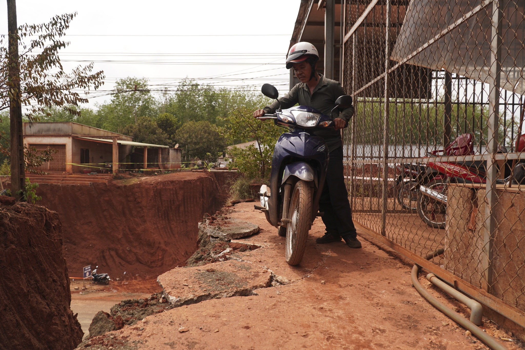 ha cot nen duong anh 10