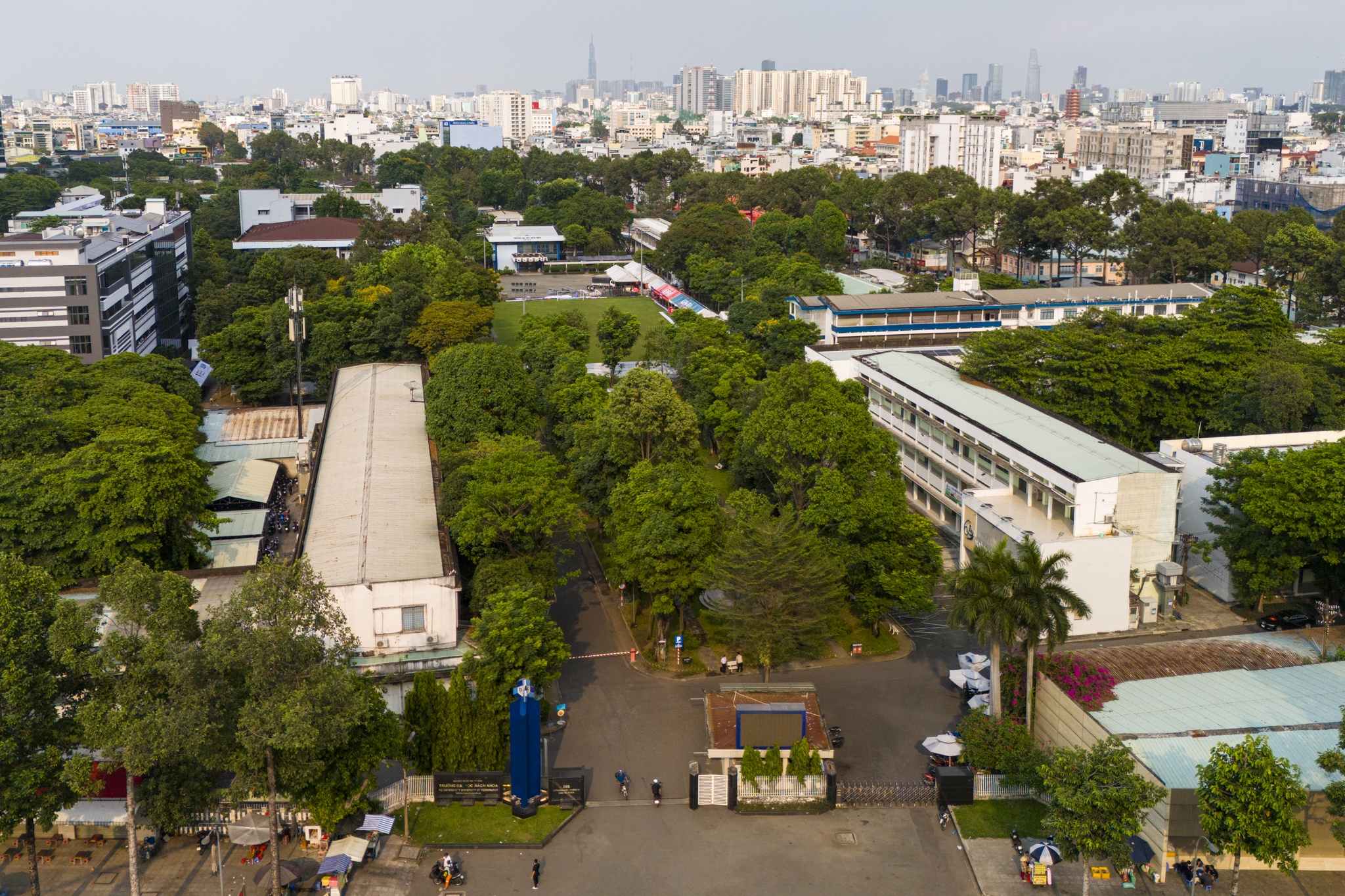 dai hoc bach khoa anh 2