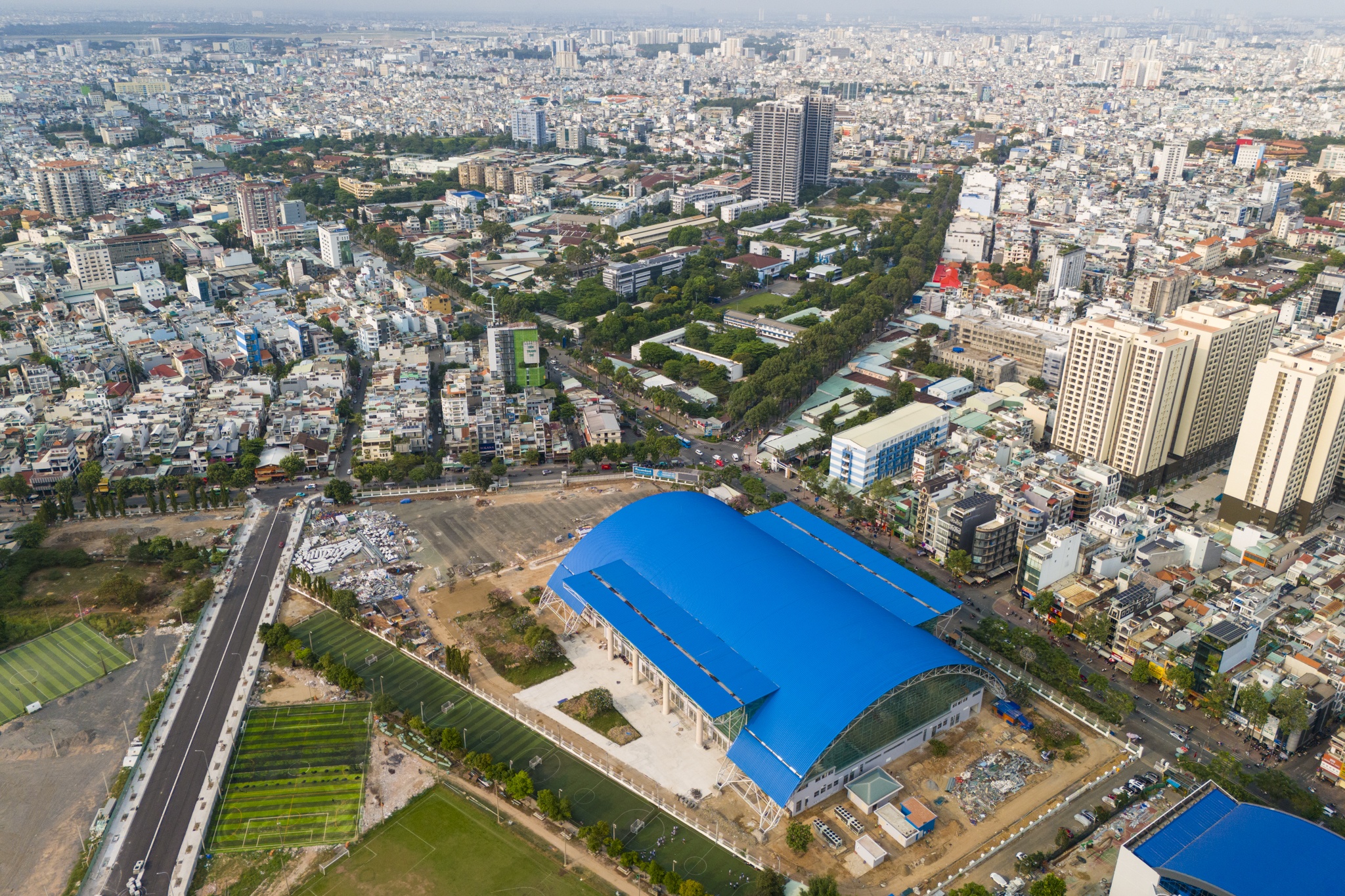 dai hoc bach khoa anh 12