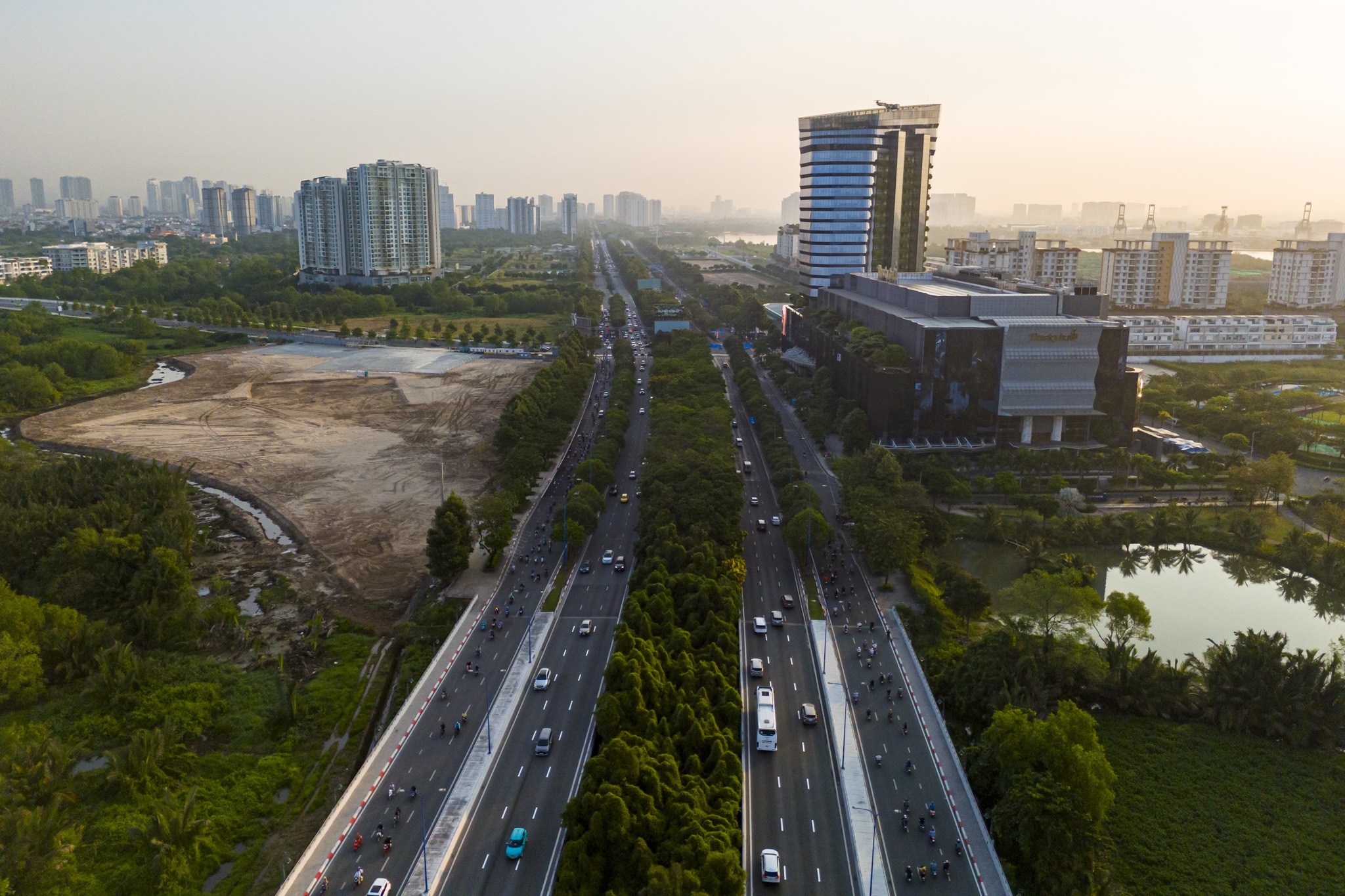 trung tam hanh chinh anh 5