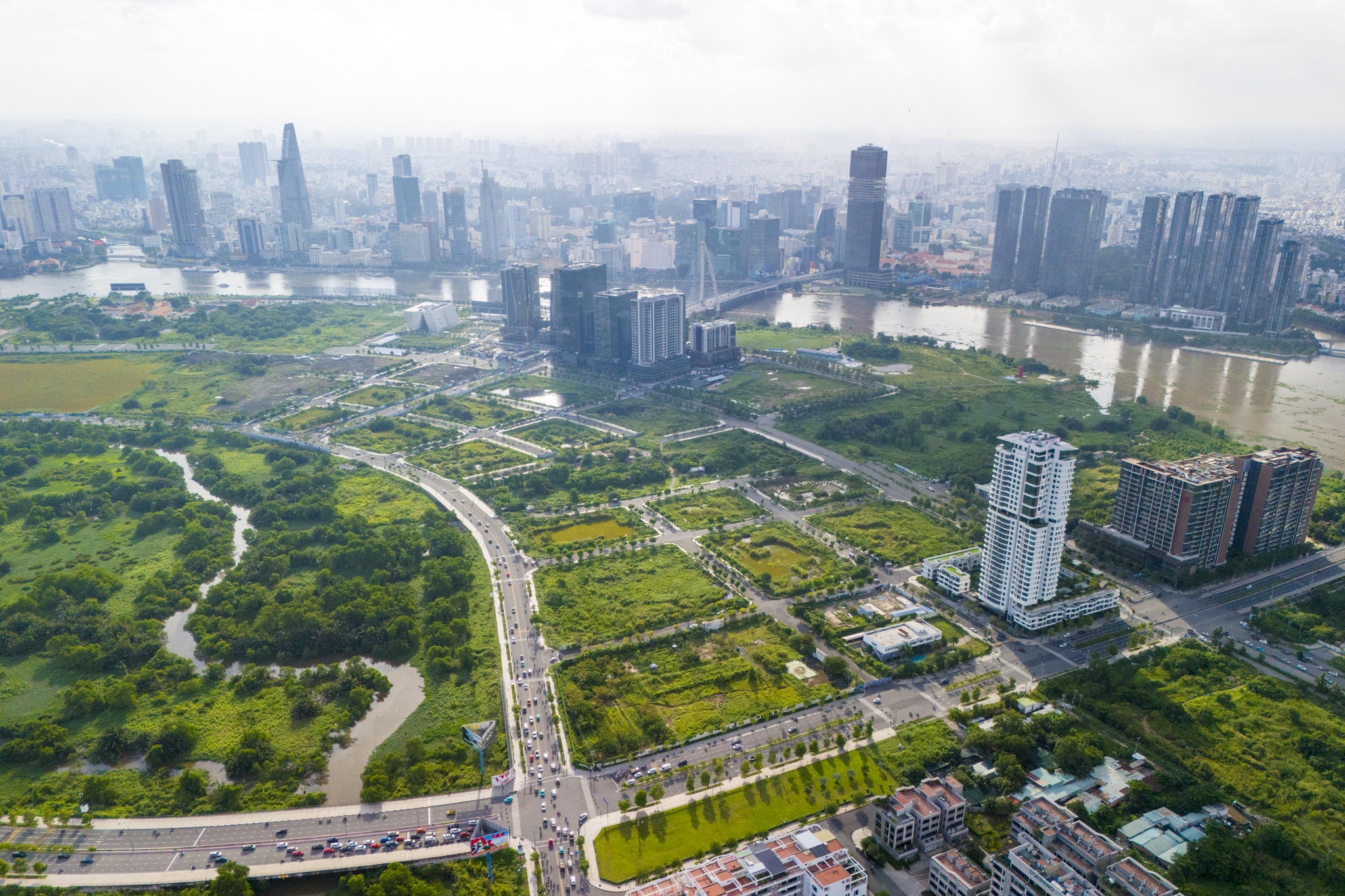 trung tam hanh chinh anh 28