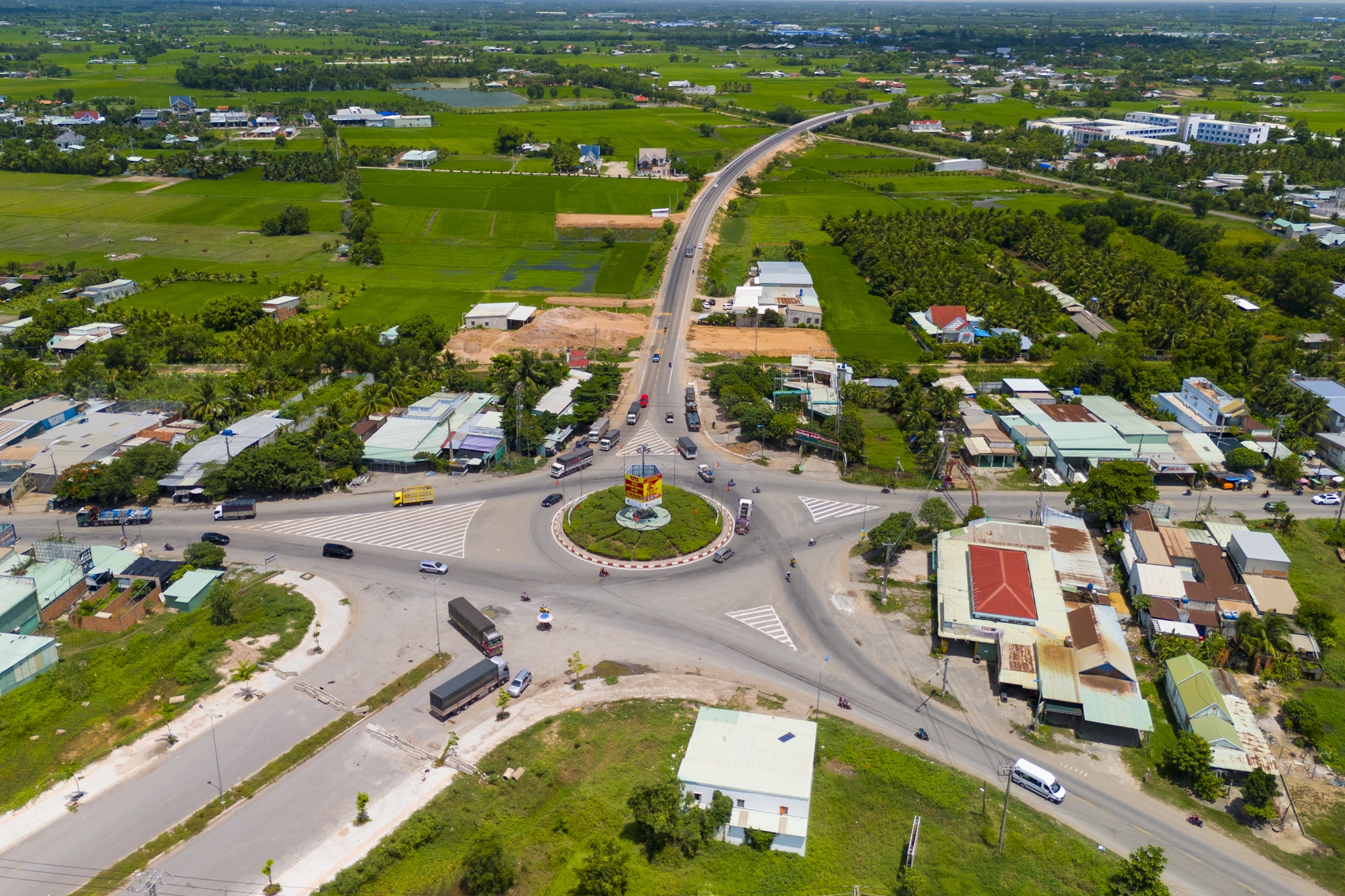 duong ho chi minh anh 1