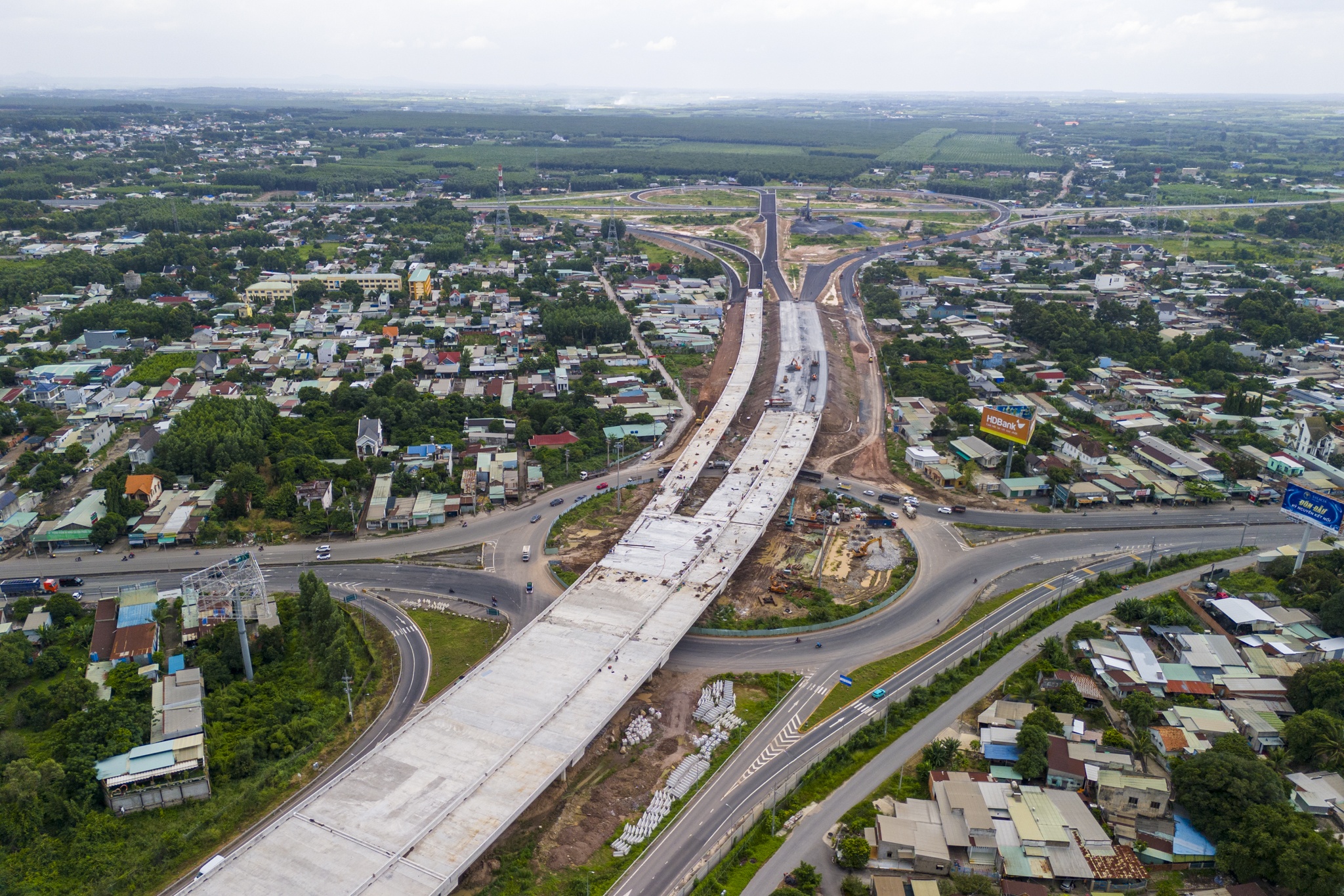 cao tốc bến lức ảnh 14