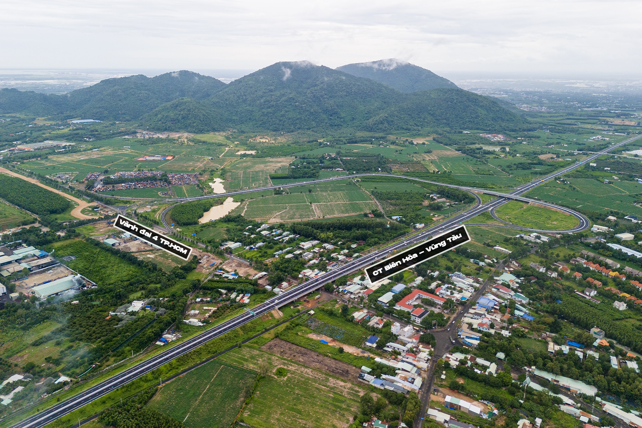 v&agrave;nh đai 4 tphcm ảnh 1