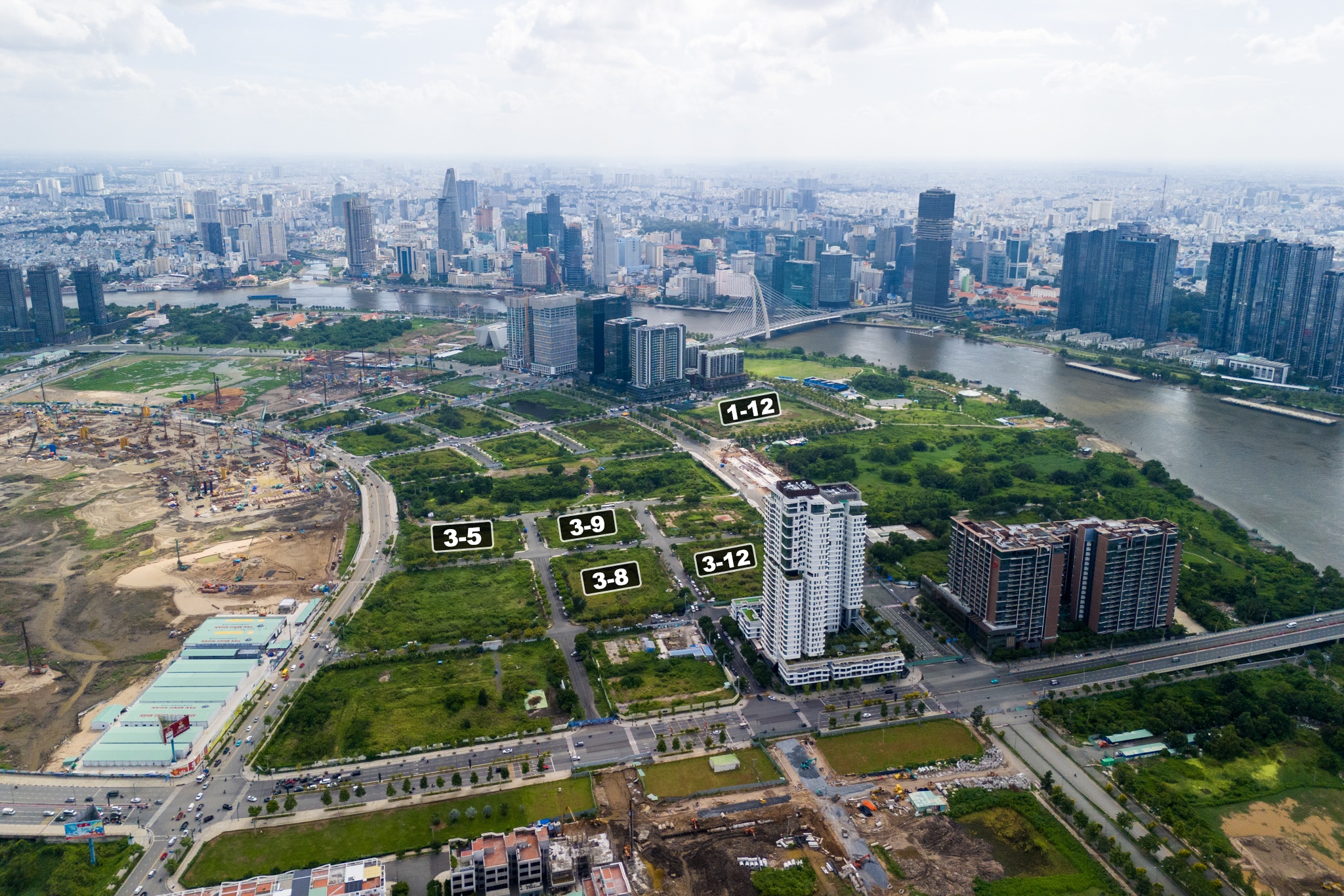 đấu gi&aacute; ảnh 1