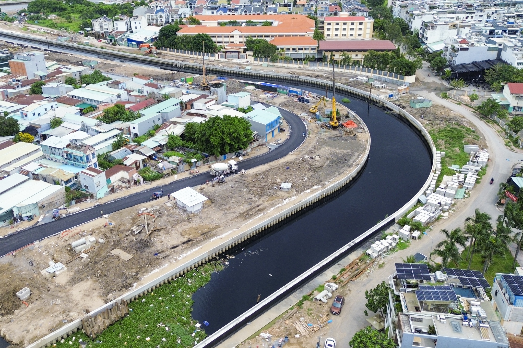 rạch xuy&ecirc;n t&acirc;m ảnh 10