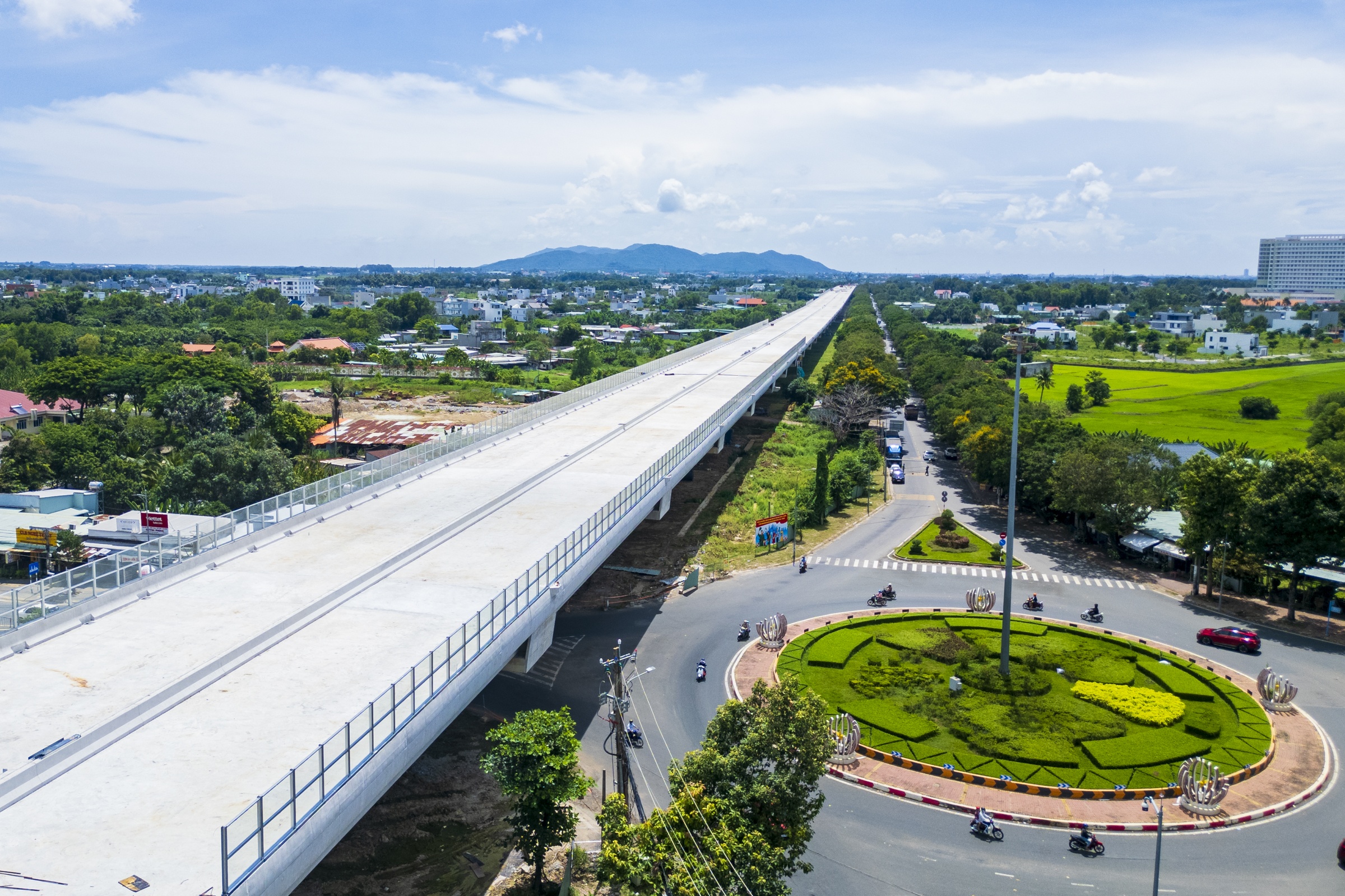 cao tốc bi&ecirc;n h&ograve;a ảnh 4