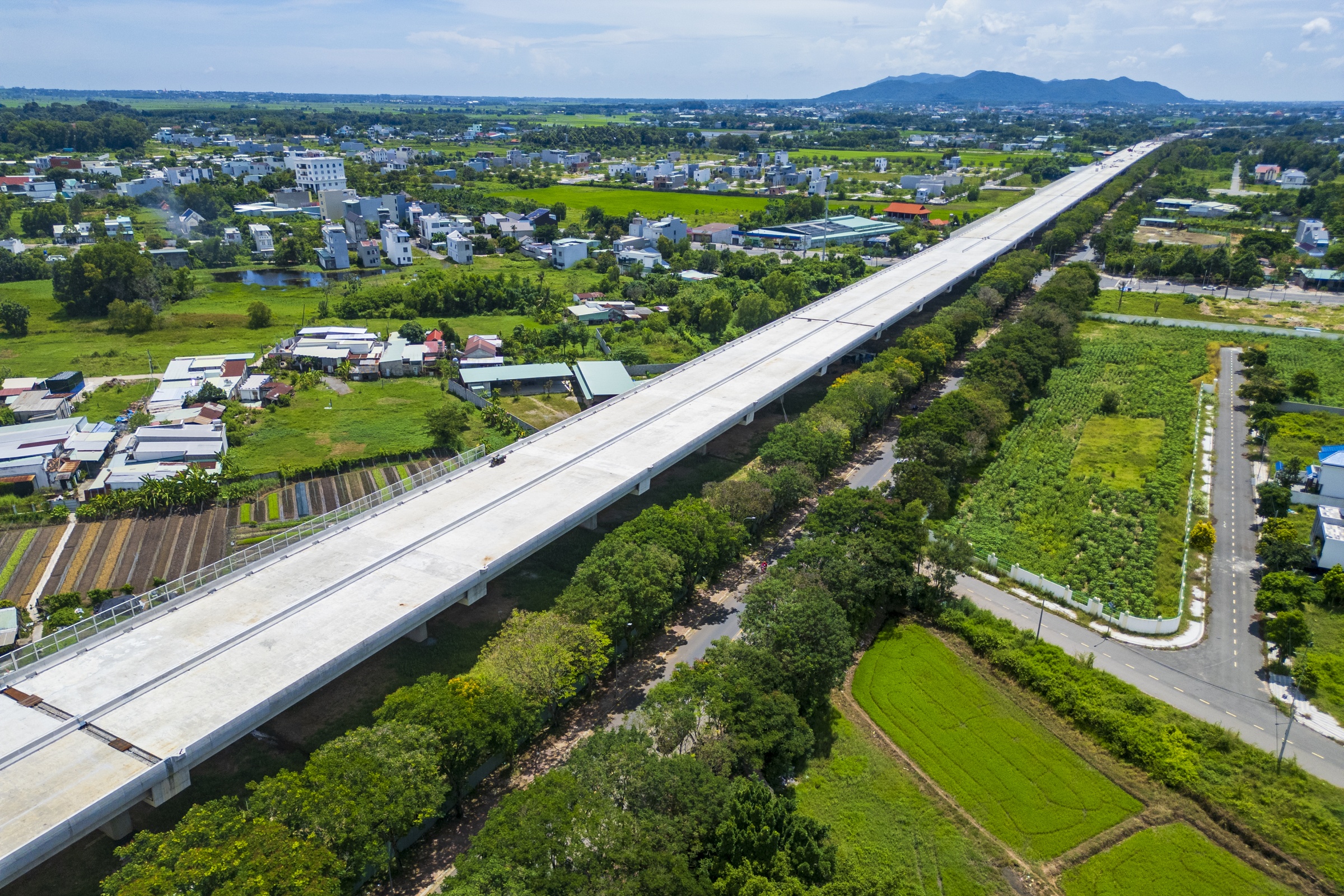 cao tốc bi&ecirc;n h&ograve;a ảnh 6