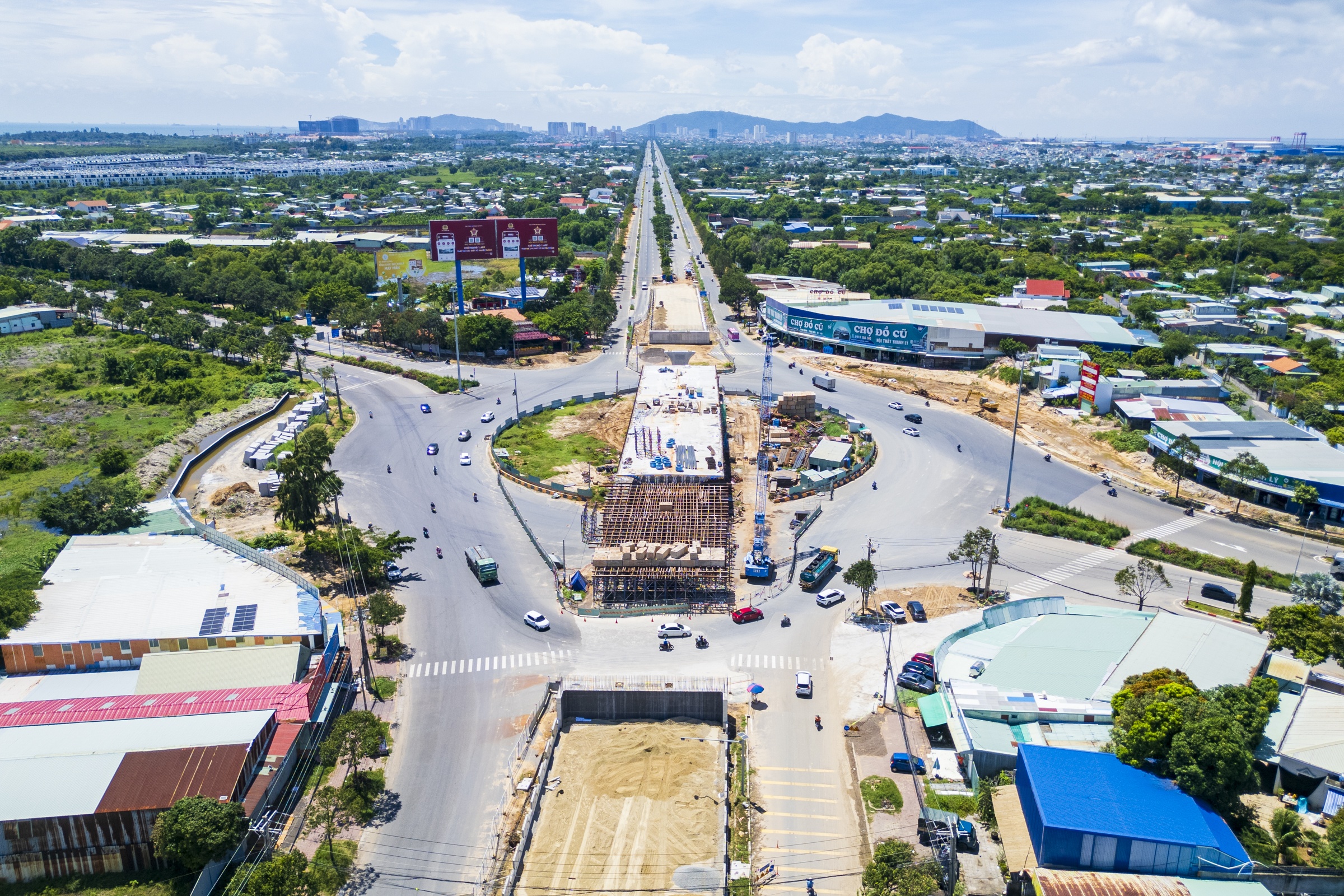 cao tốc bi&ecirc;n h&ograve;a ảnh 12