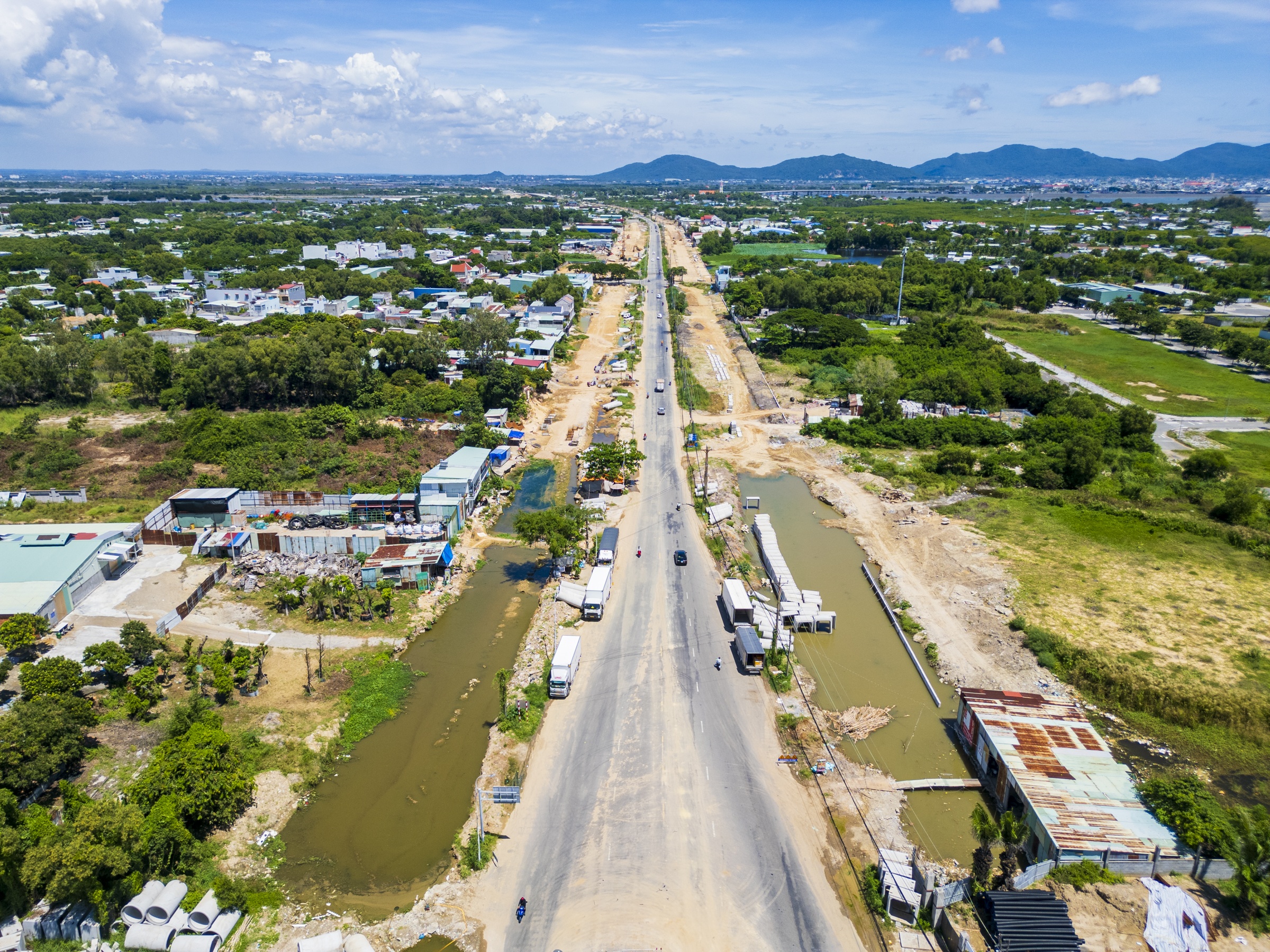 cao tốc bi&ecirc;n h&ograve;a ảnh 11