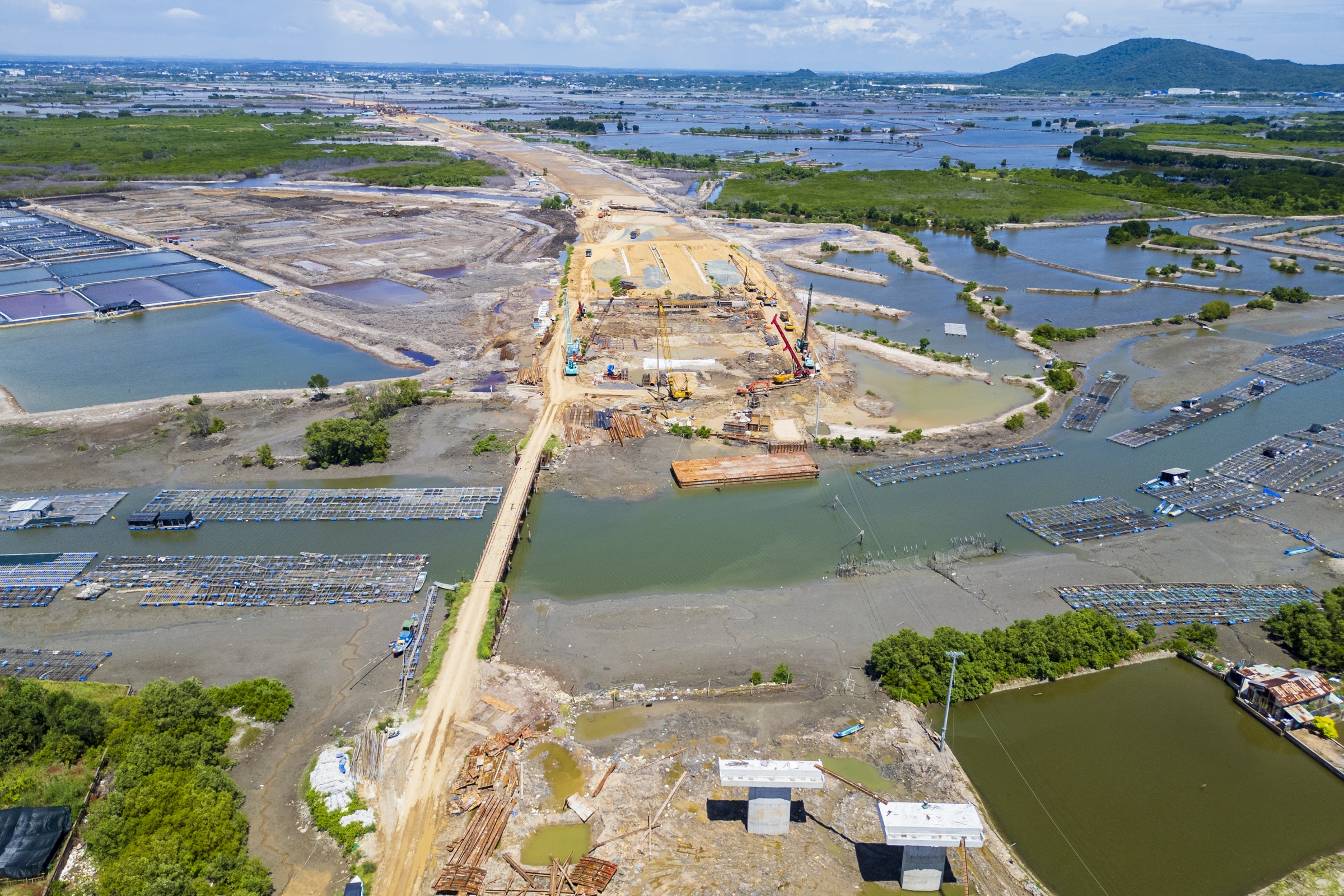 cao tốc bi&ecirc;n h&ograve;a ảnh 8