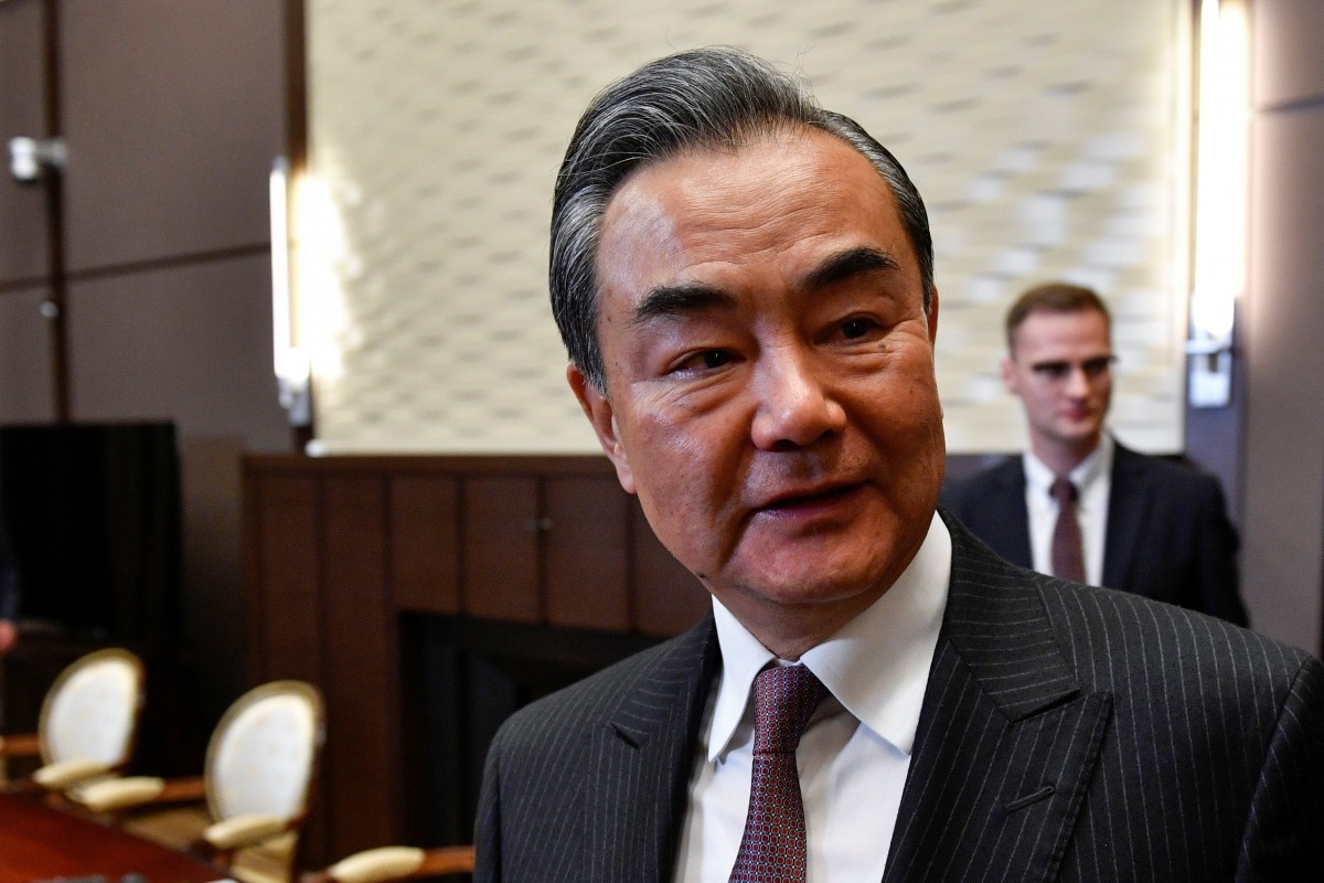 Ngoai truong Trung Quoc: My la nguon goc cua bat on the gioi hinh anh