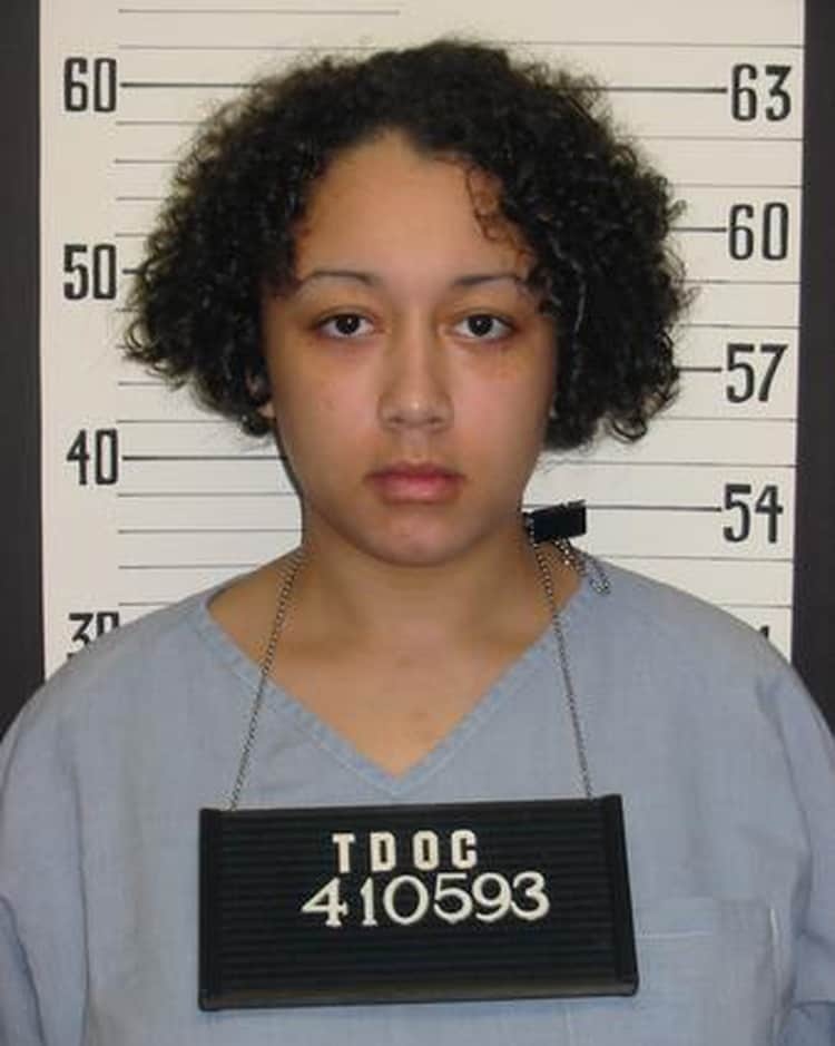 nan nhan,  lam dung tinh duc,  ma tuy,  giet nguoi anh 5