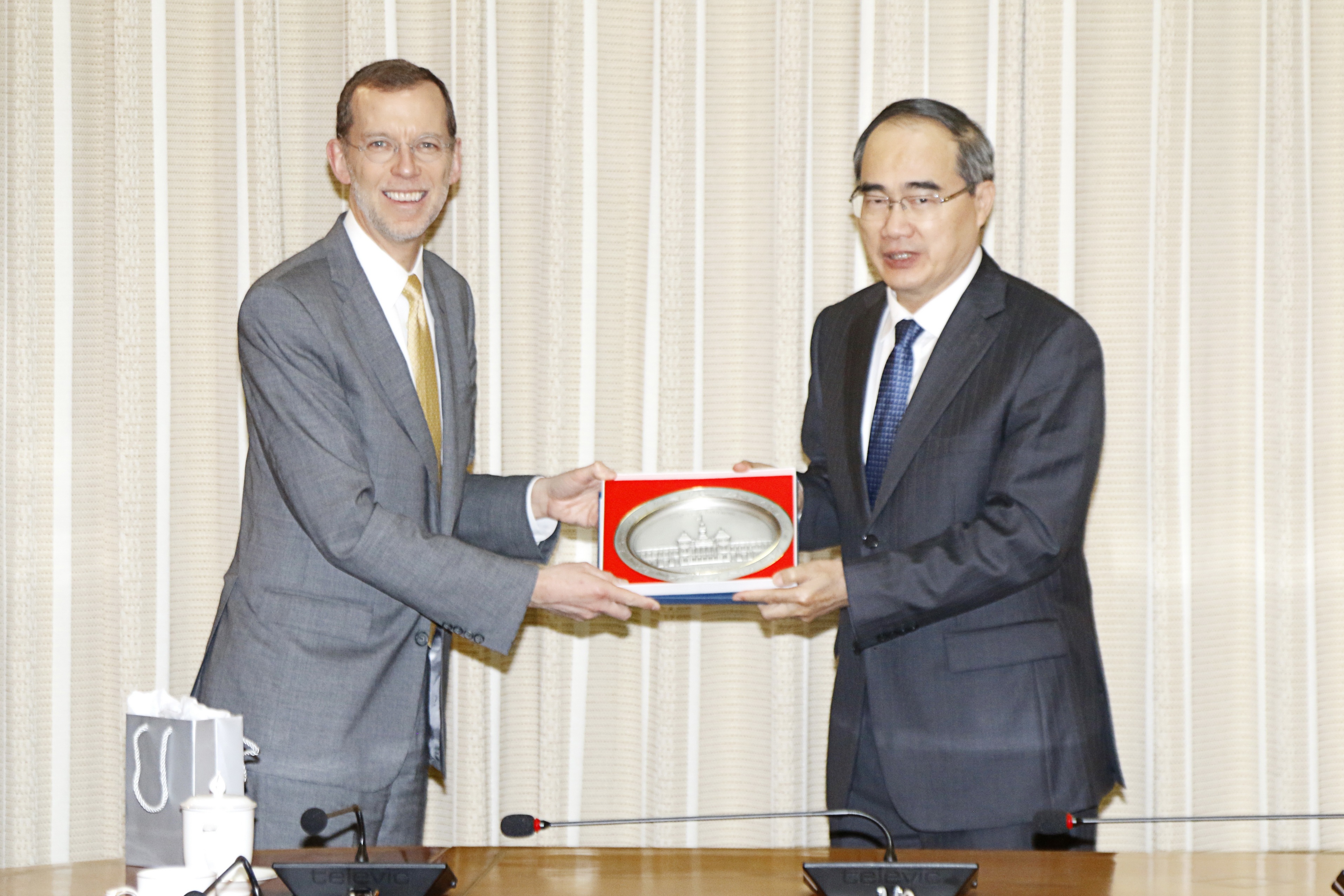 'Cach mang Cong nghiep 4.0 dang dien ra, nhung Viet Nam chi o muc 3.5' hinh anh