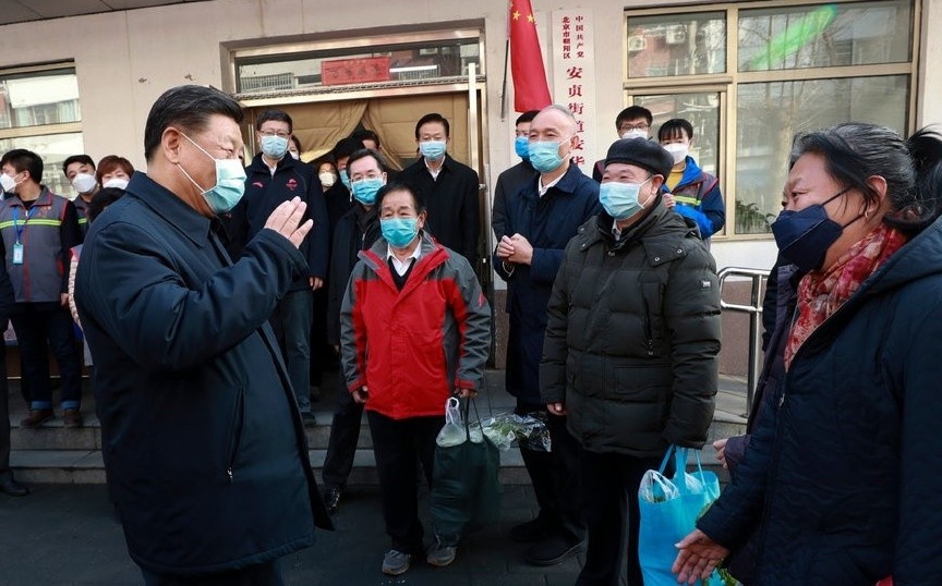 'Dung bat tay nhe' - chuyen di chi dao chong virus corona cua ong Tap hinh anh