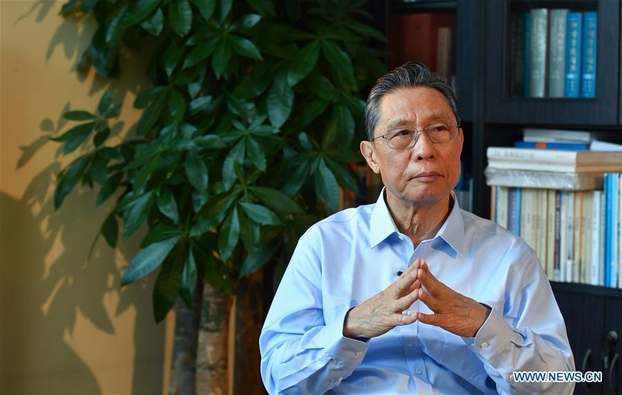 Hai nguoi hung dich SARS cua TQ, hai so phan truoc virus corona moi hinh anh