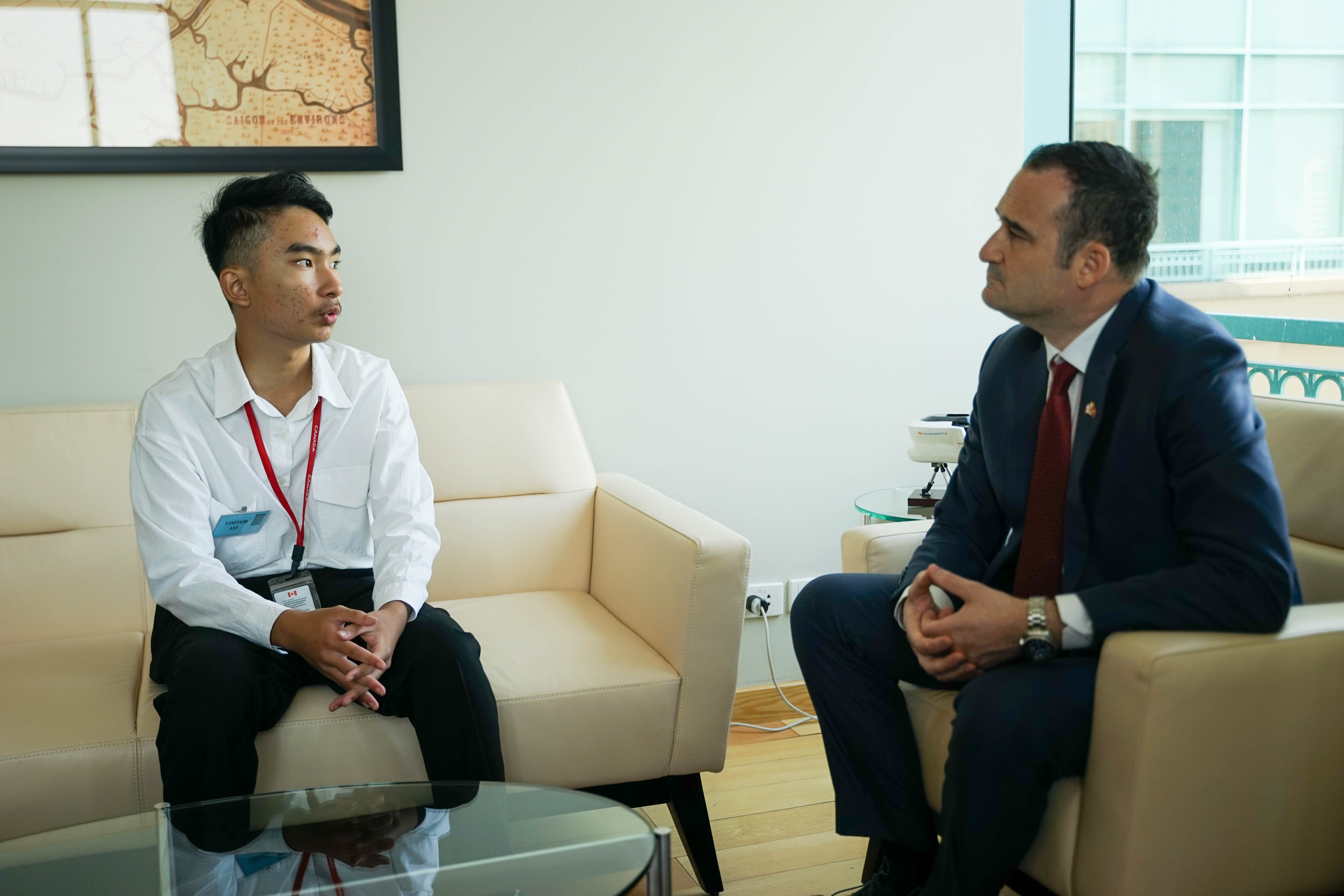 mot ngay lam Tong Lanh su anh 1