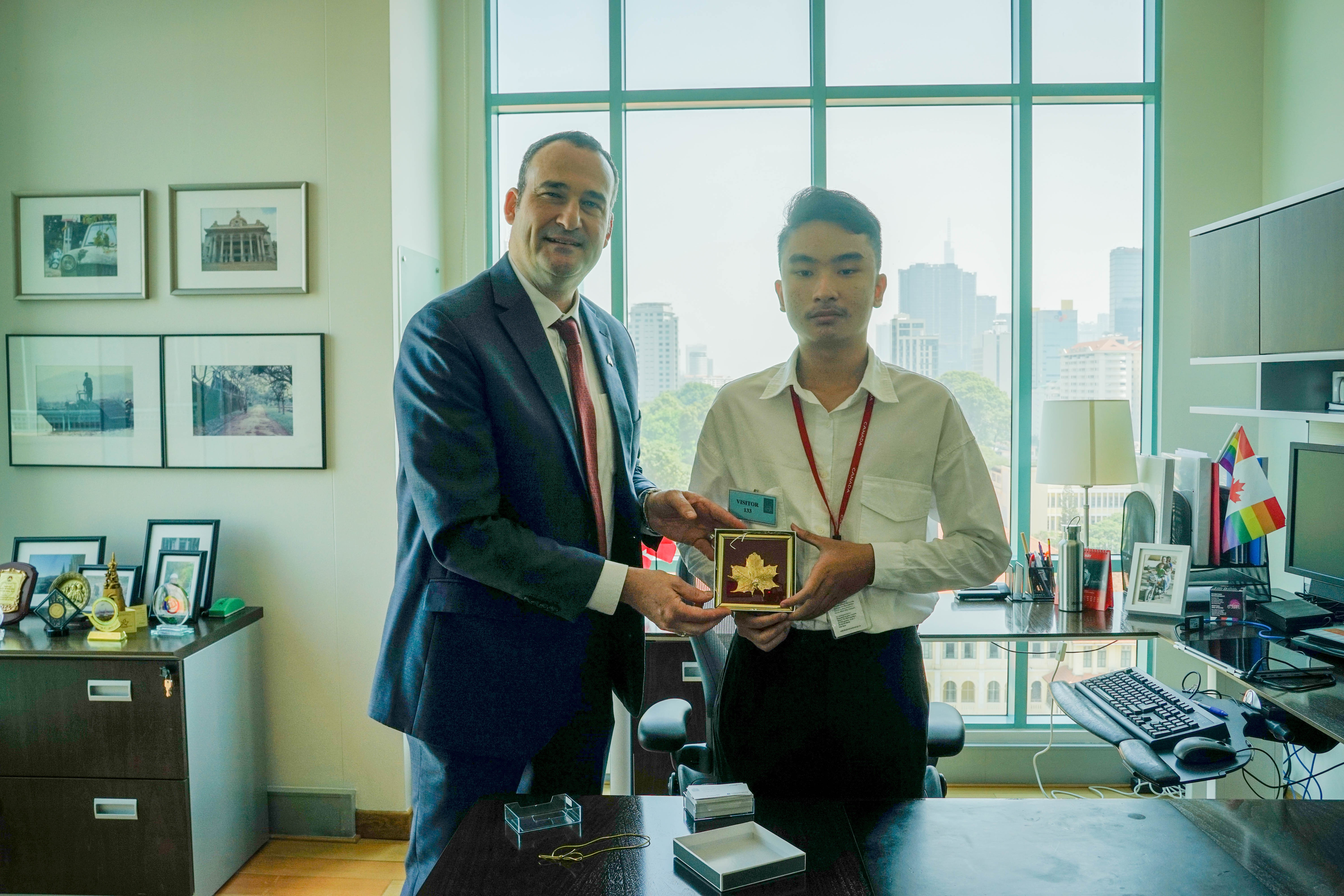 mot ngay lam Tong Lanh su anh 3