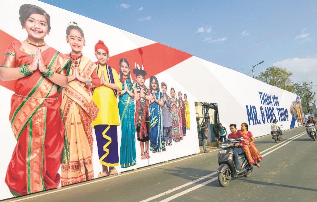 Trump tham An Do anh 1