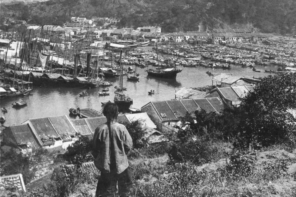 Ngam Hong Kong song dong nhung nam 1900 qua anh hiem hinh anh
