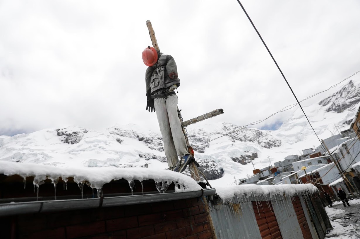 Cham thuoc cho cac vi thanh roi tach vang tu da o noc nha the gioi hinh anh