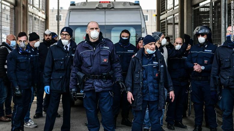 Covid-19 tai Italy anh 3